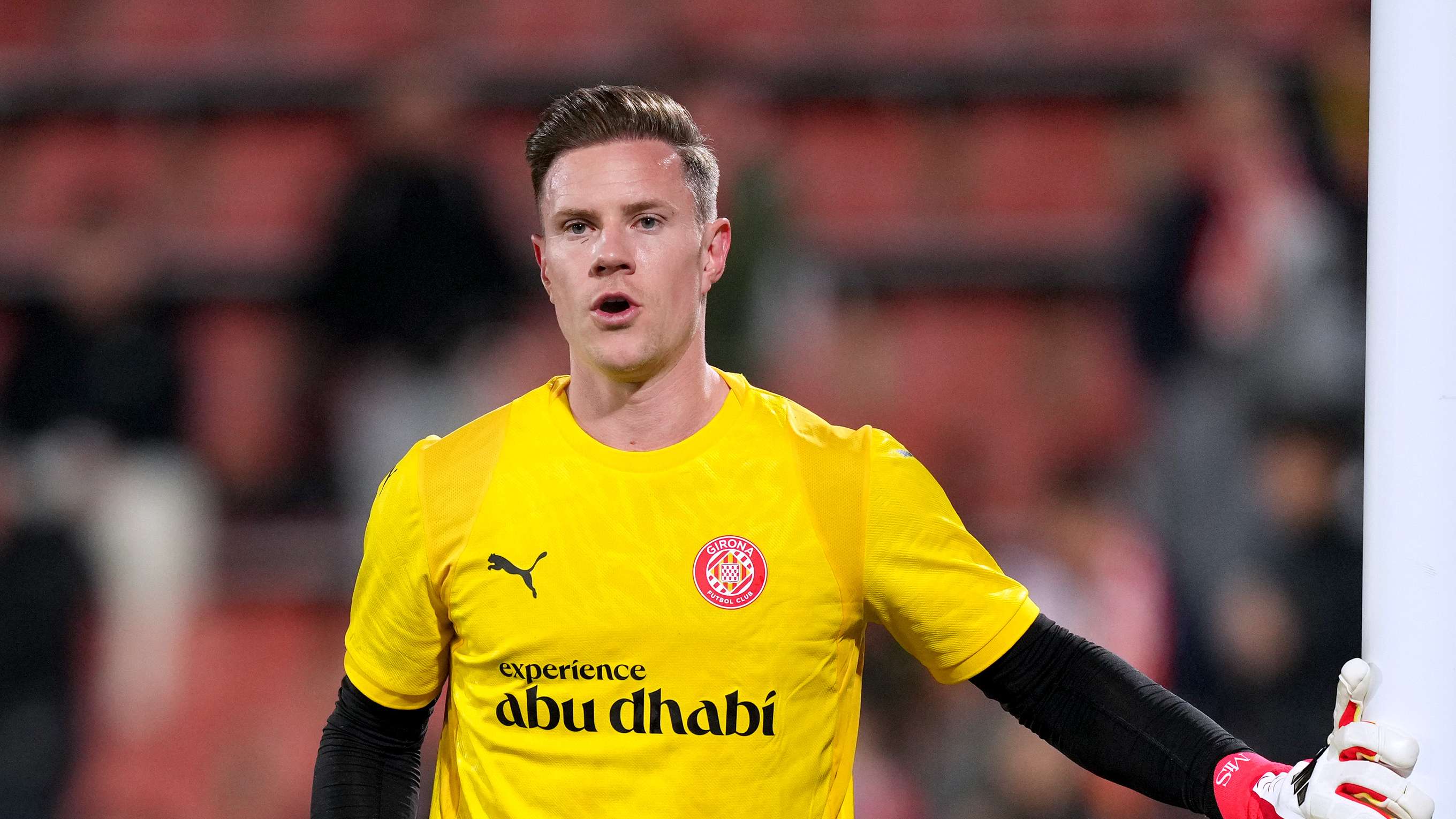 Barcelona line up new goalkeeper target but face Ter Stegen puzzle  