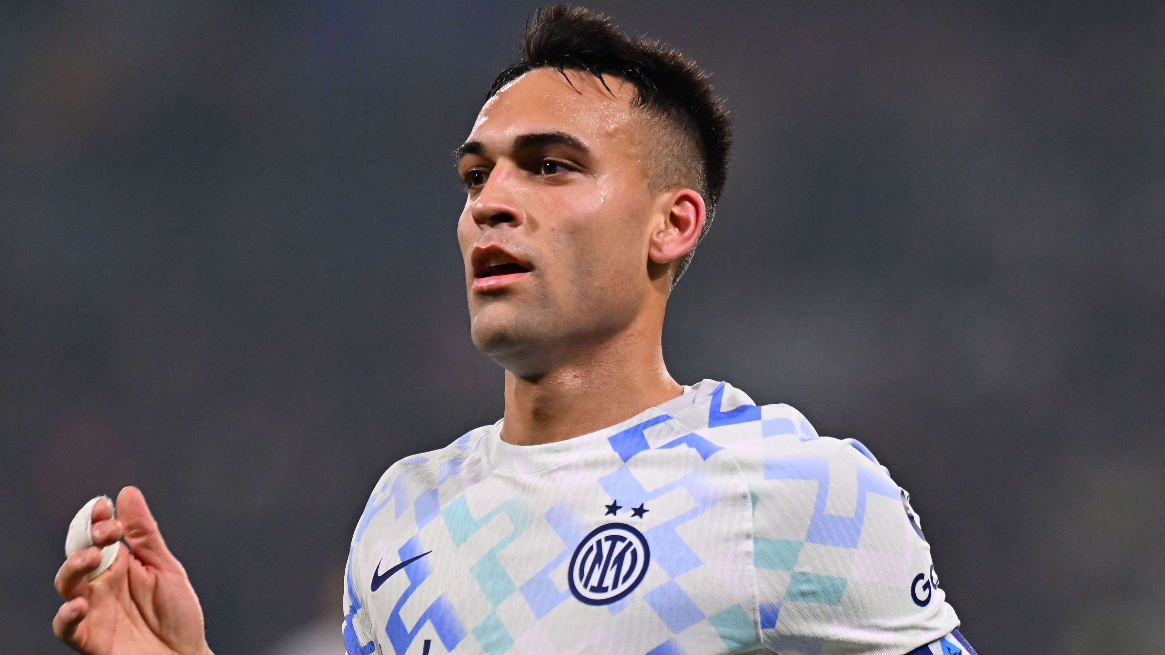 Inter star Lautaro trying to 'convince' wife to make Argentina return  
