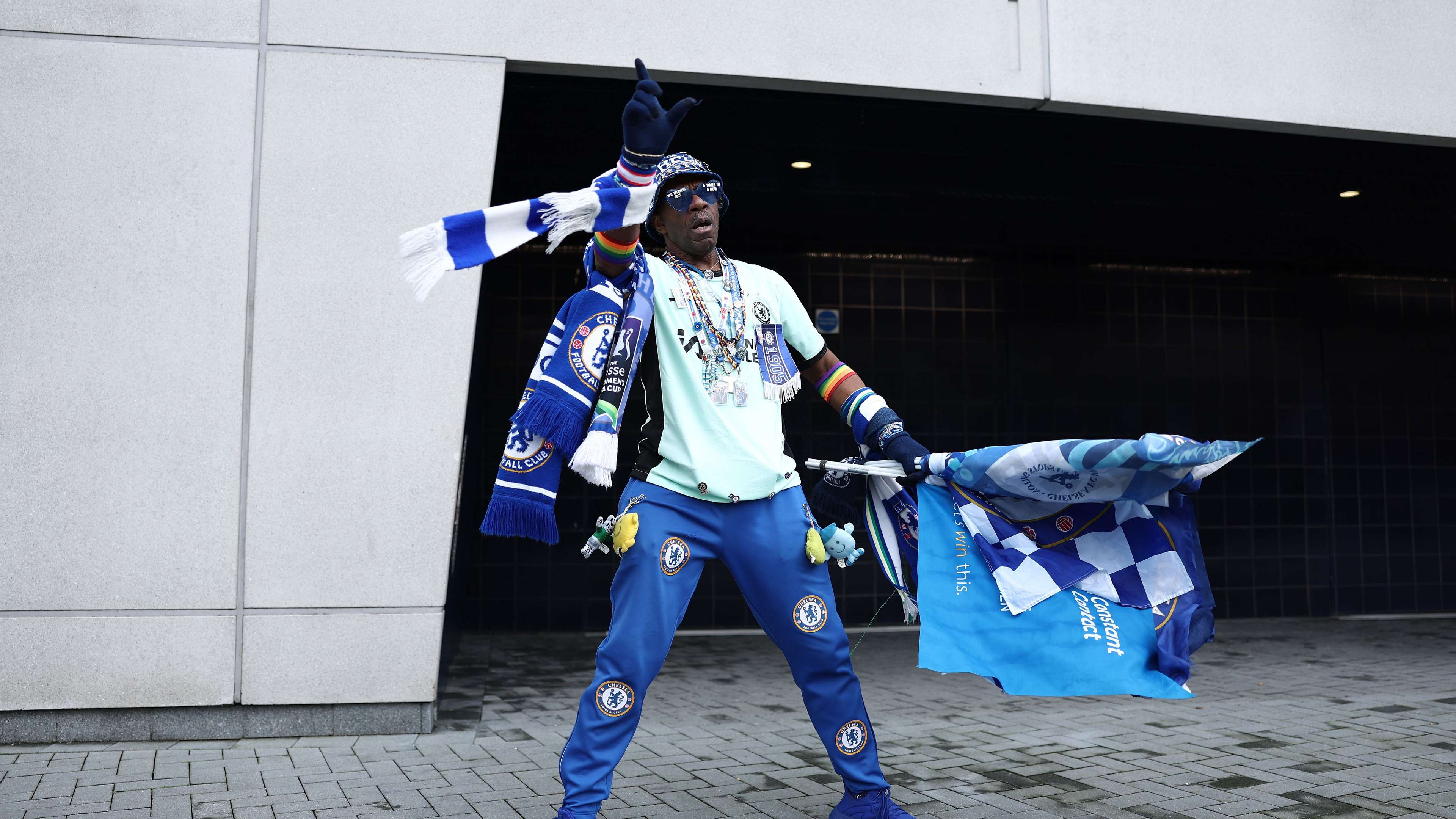 Famous fan removed from Lionesses win over Iceland  
