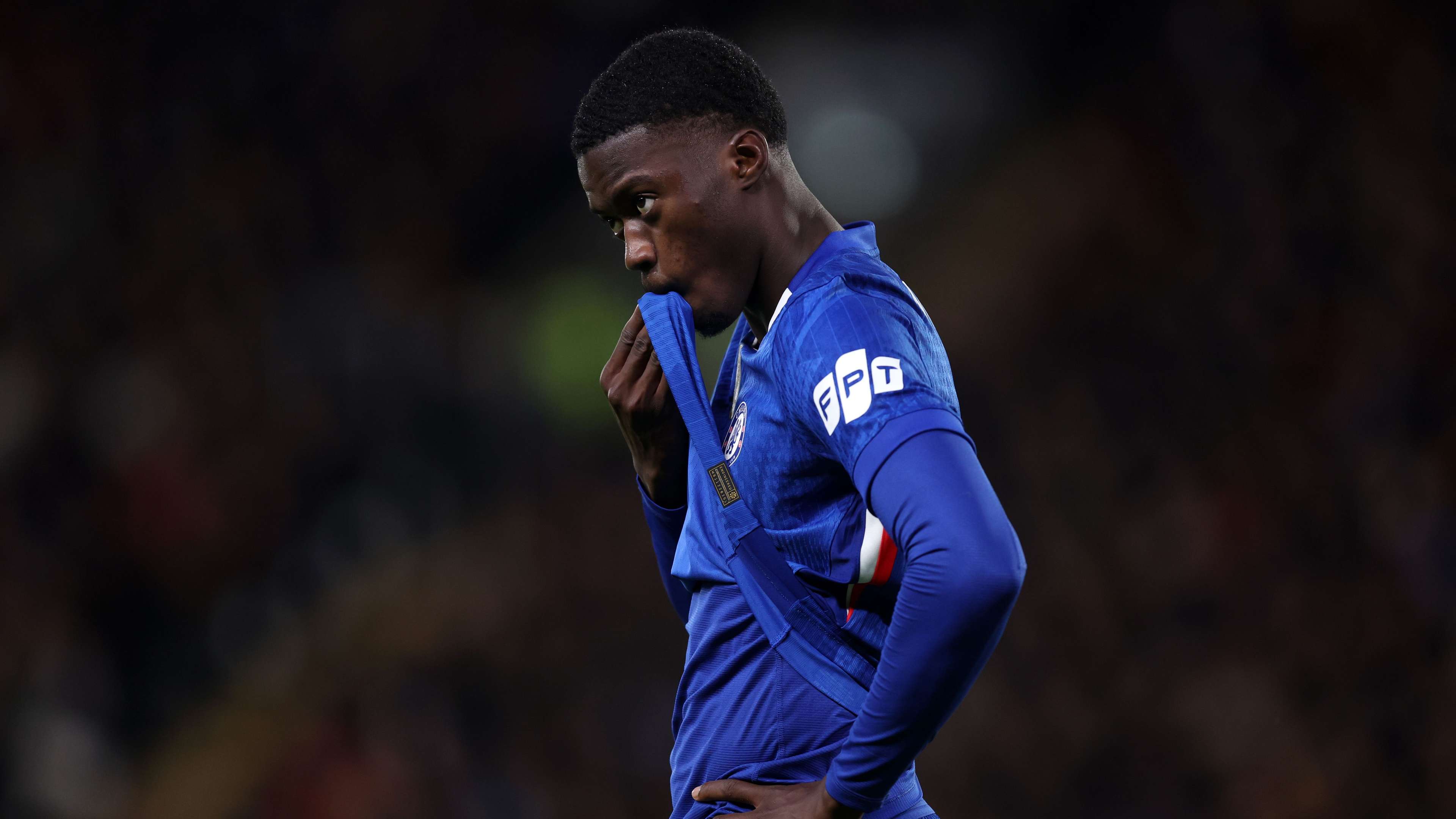 Rosenior sure Sarr will learn from costly mistake against PSG  