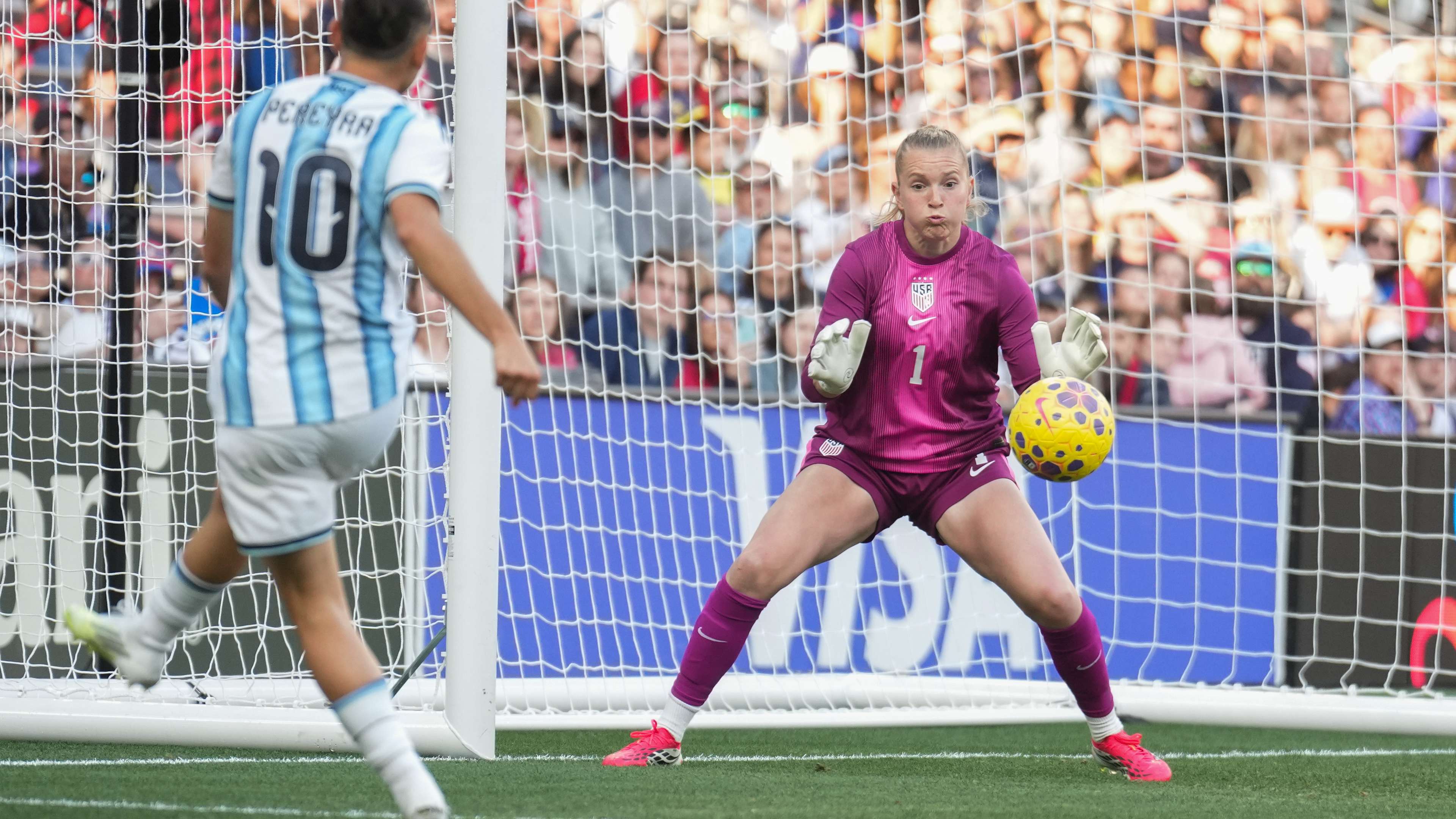 Dickey’s big saves for USWNT vs Argentina strengthen No. 1 case  