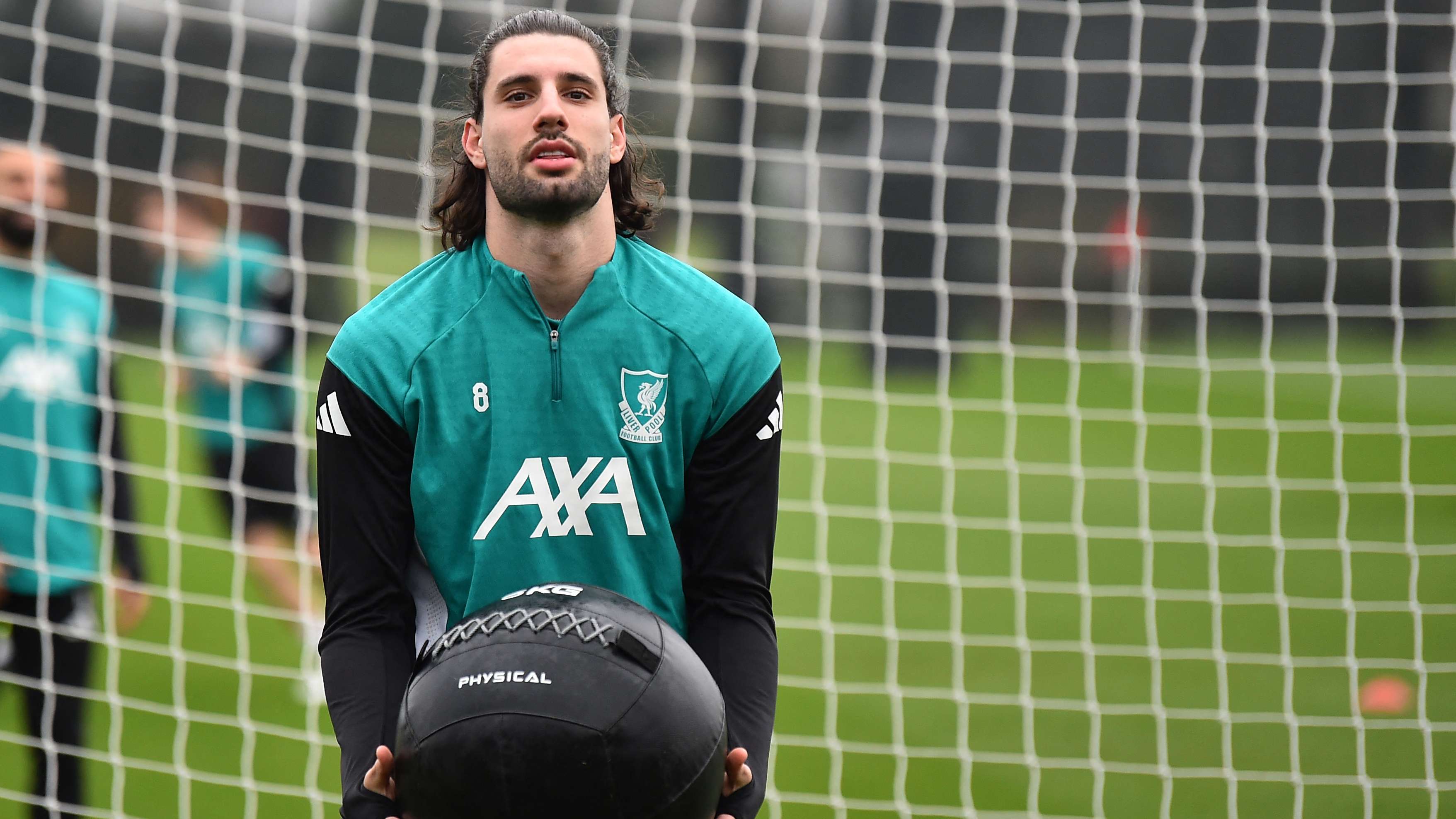 'Nonsense!' - Liverpool ridiculed for medicine ball training routine  