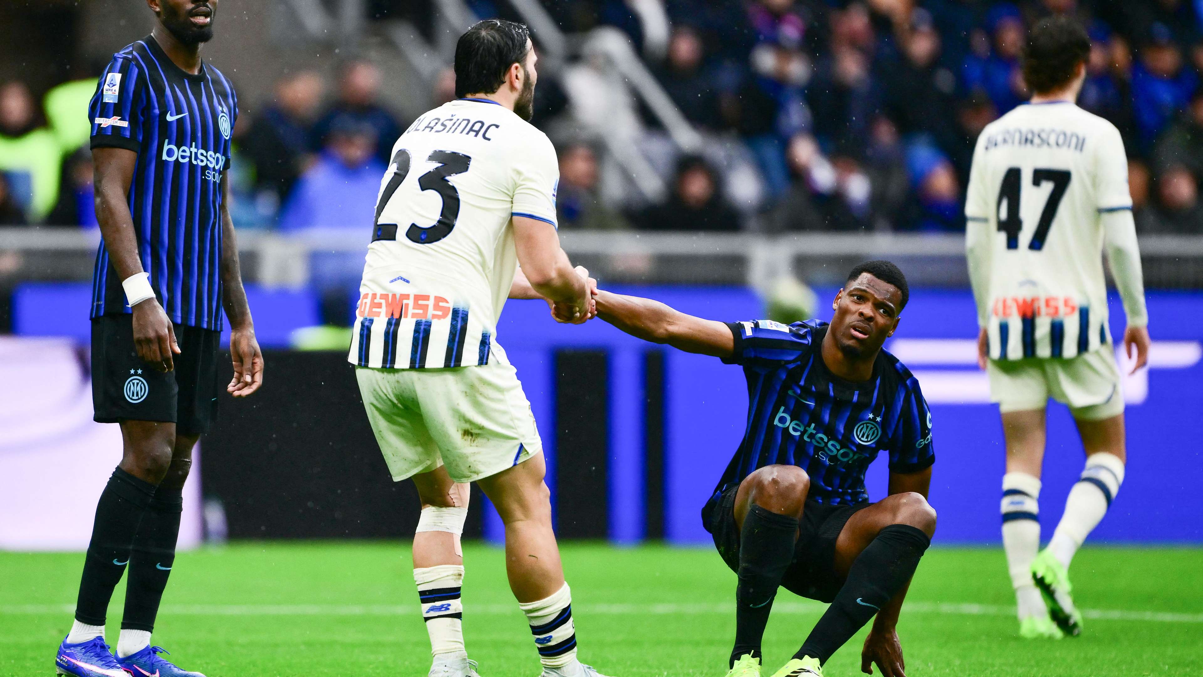 SportMediaset – Inter’s fury: another missed penalty claimed, the incident and the Nkunku precedent  