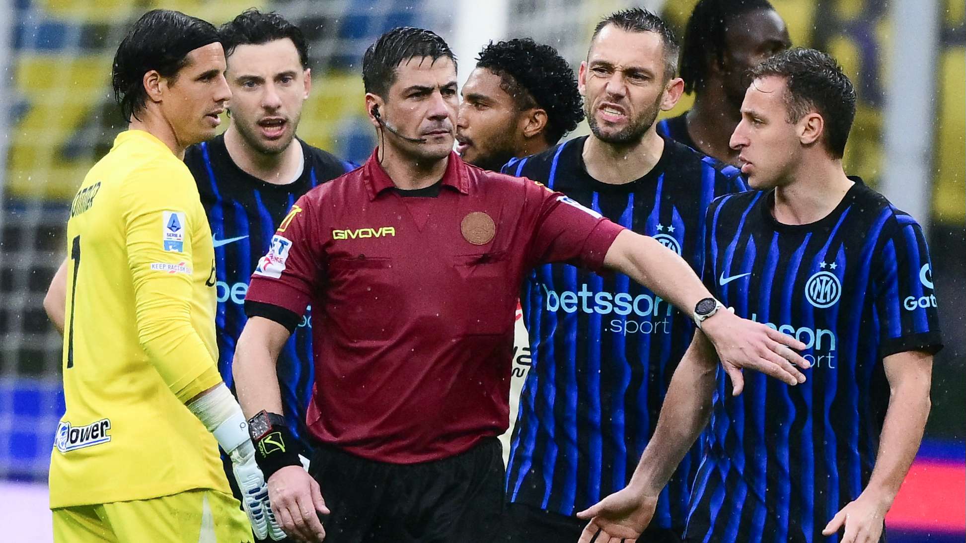 Inter v Atalanta: referee promoted by the CAN: a 7 out of 10  