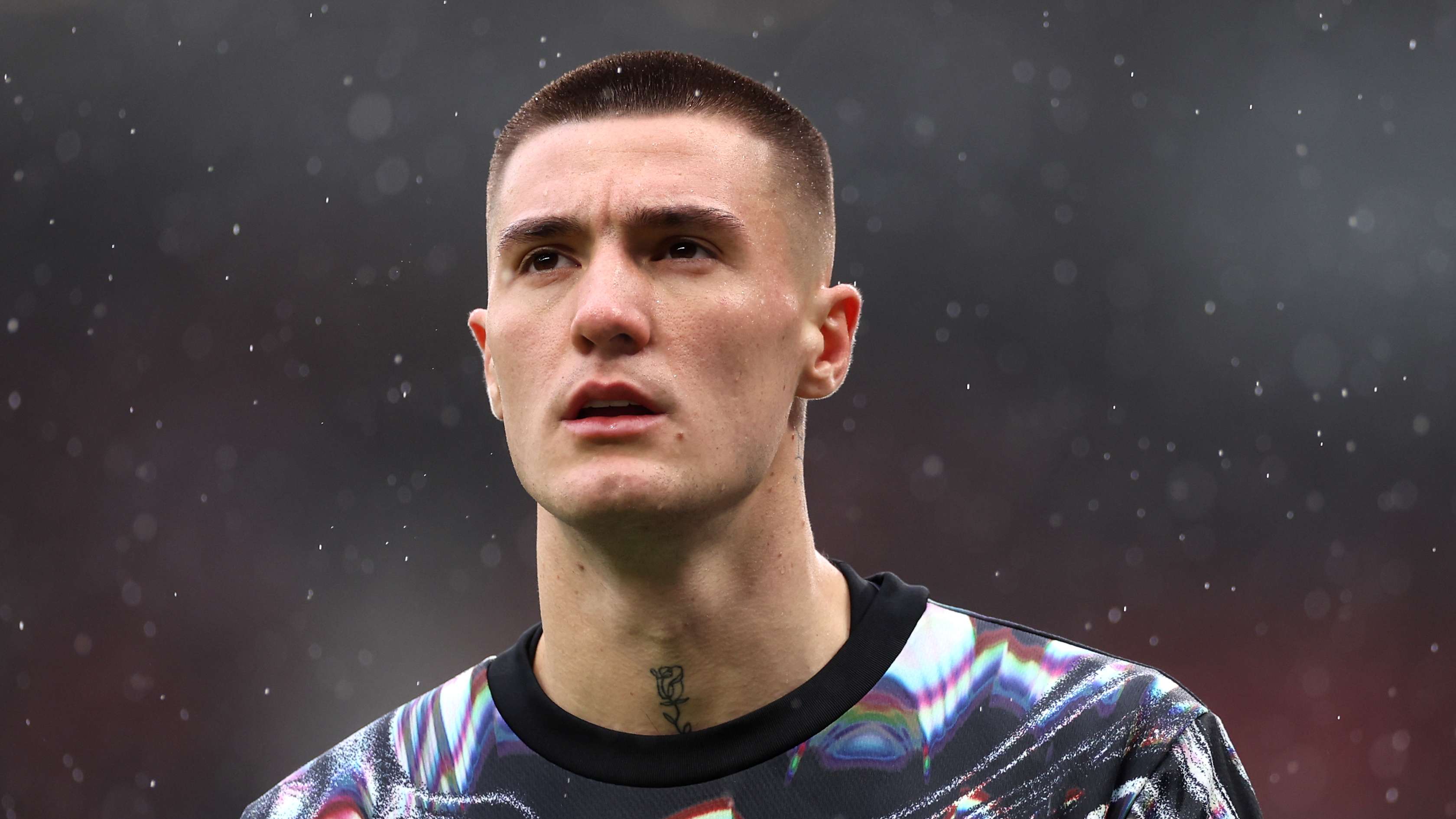 Slovenia boss warns Man Utd over Sesko  