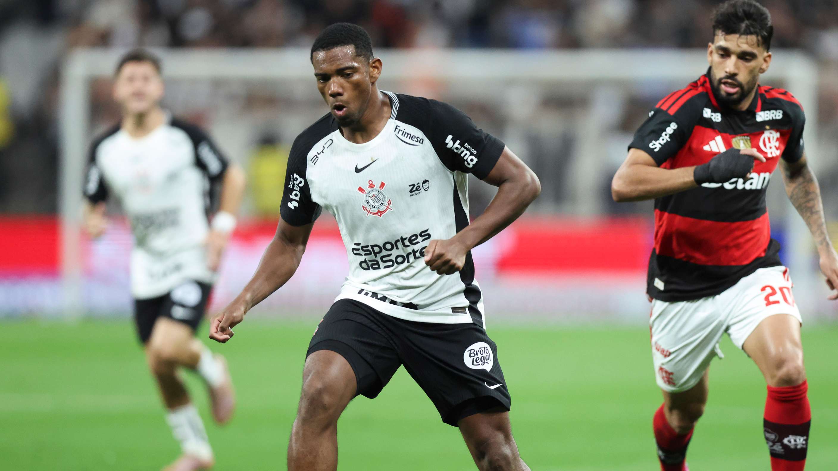 Milan make increased Andre bid but Corinthians hold firm  