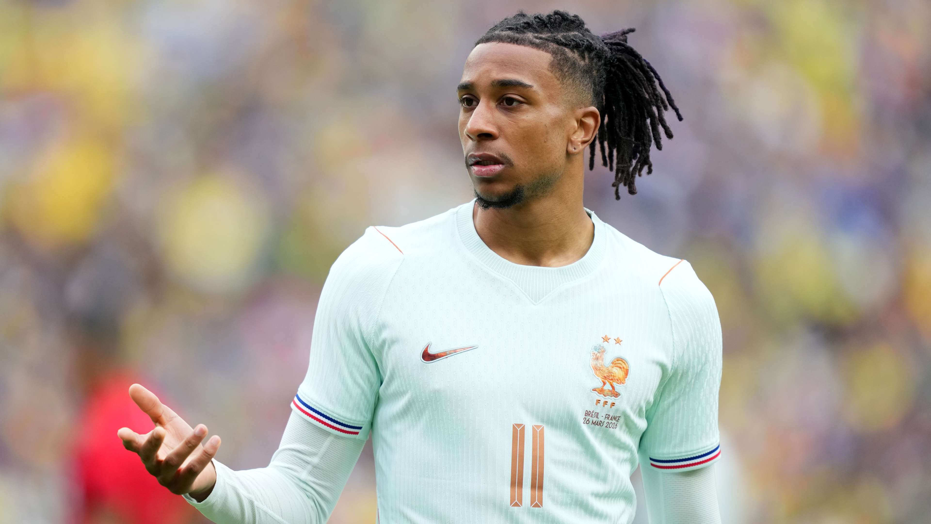 Effenberg's clear advice to Bayern star Olise  