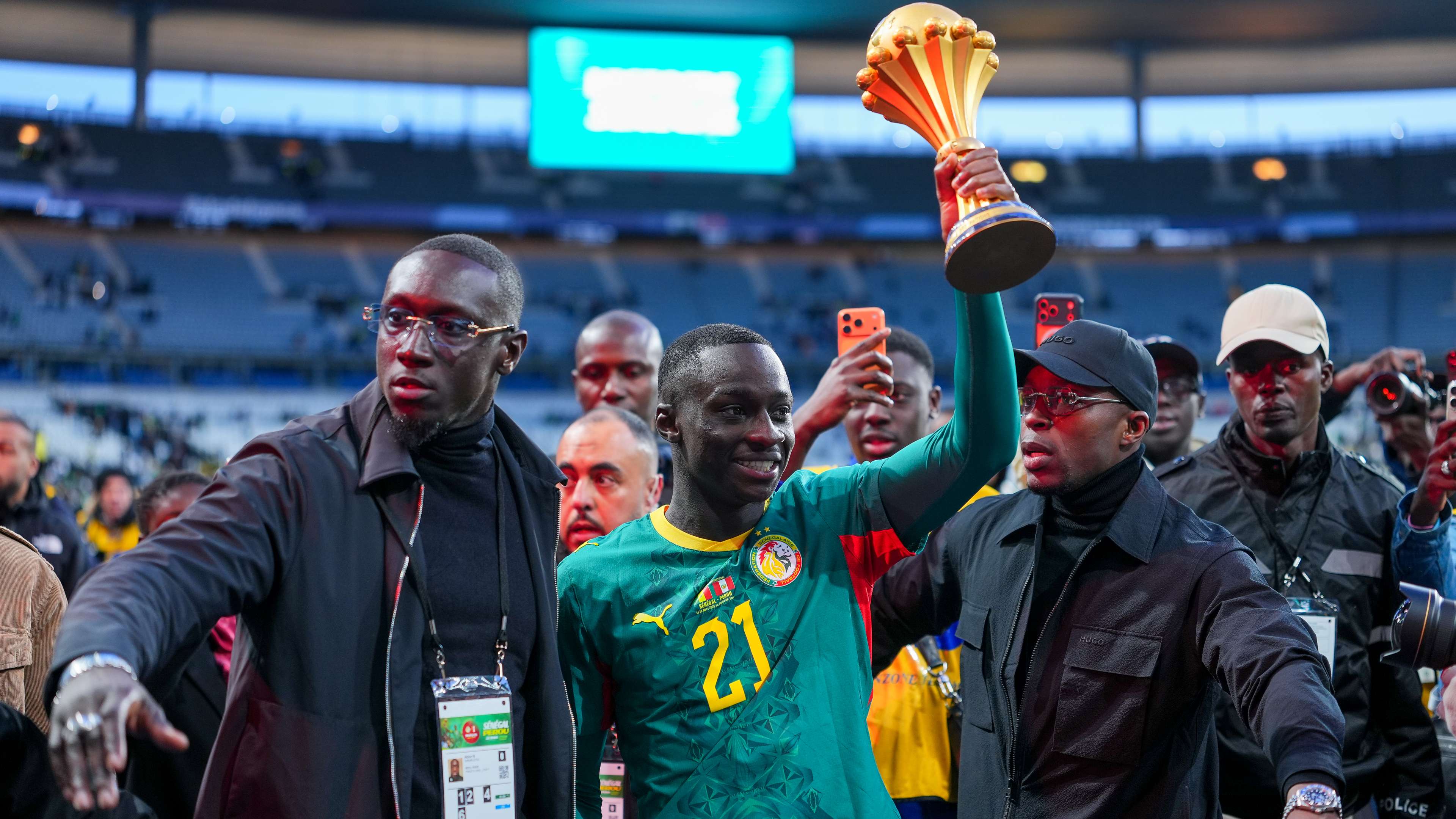 CAF President: "Senegal? We are all Africans; football should bring us together. We will respect the CAS decision"  