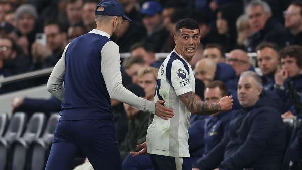 Porro breaks silence on apparent touchline outburst at Tudor  