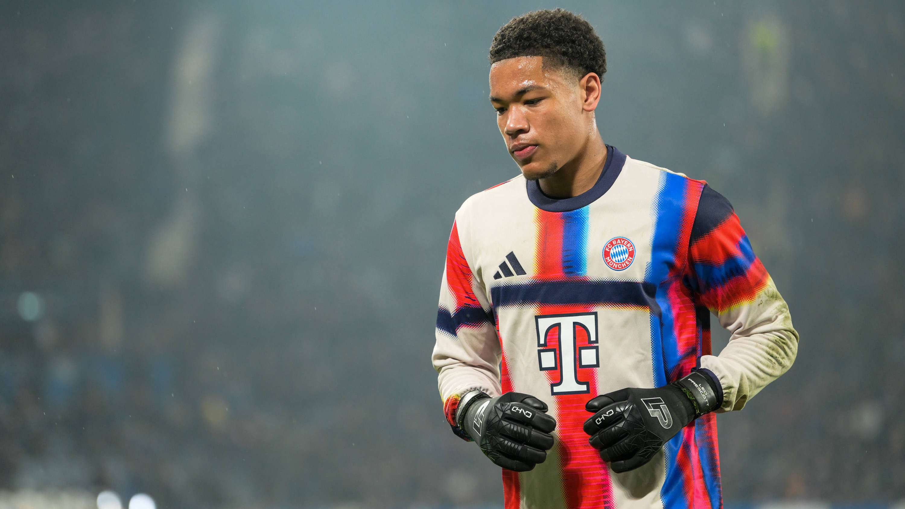 Who is Leonard Prescott, the man on the bench at Bayern Munich?  