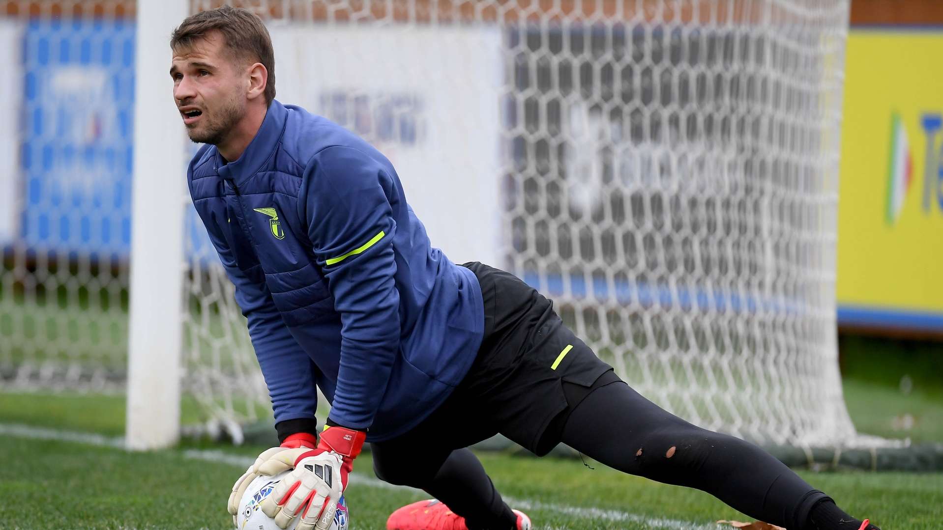 Provedel, Motta and Mandas: Lazio are considering their goalkeeping options  