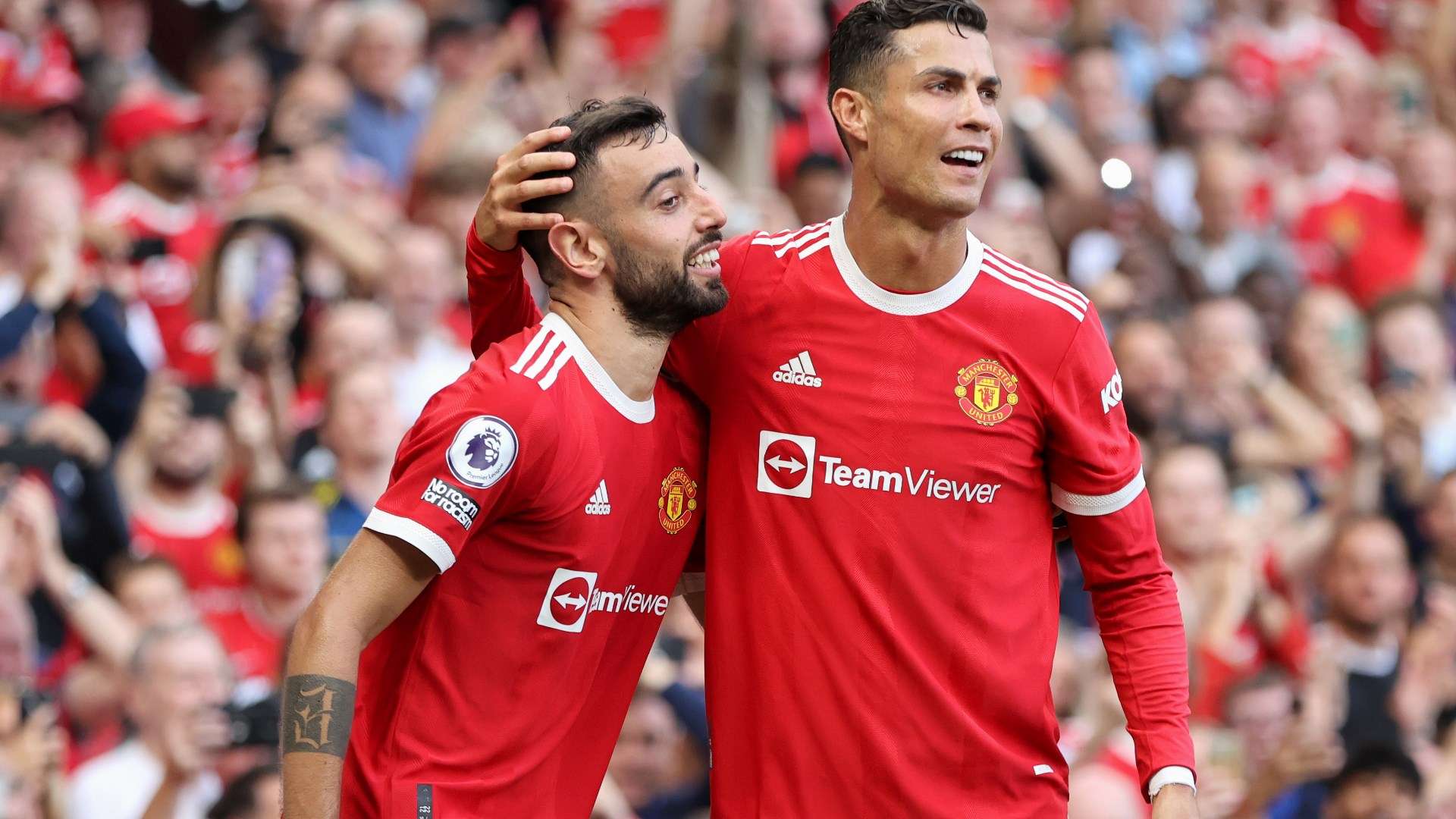 Man Utd captain Fernandes equals Ronaldo & Van Persie PL feats  