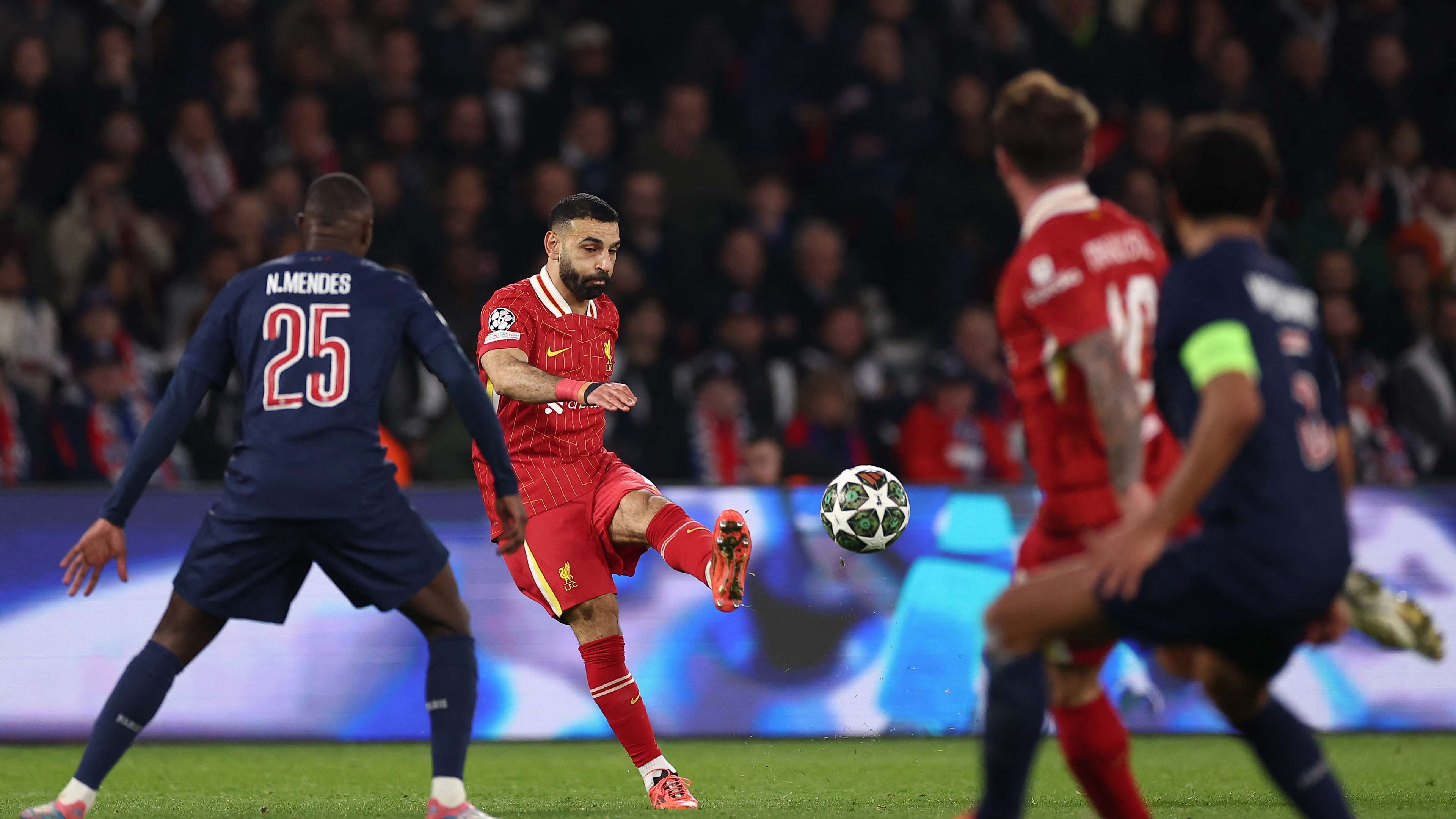 French legend predicts an easy win for Paris over a 'disastrous' Liverpool  