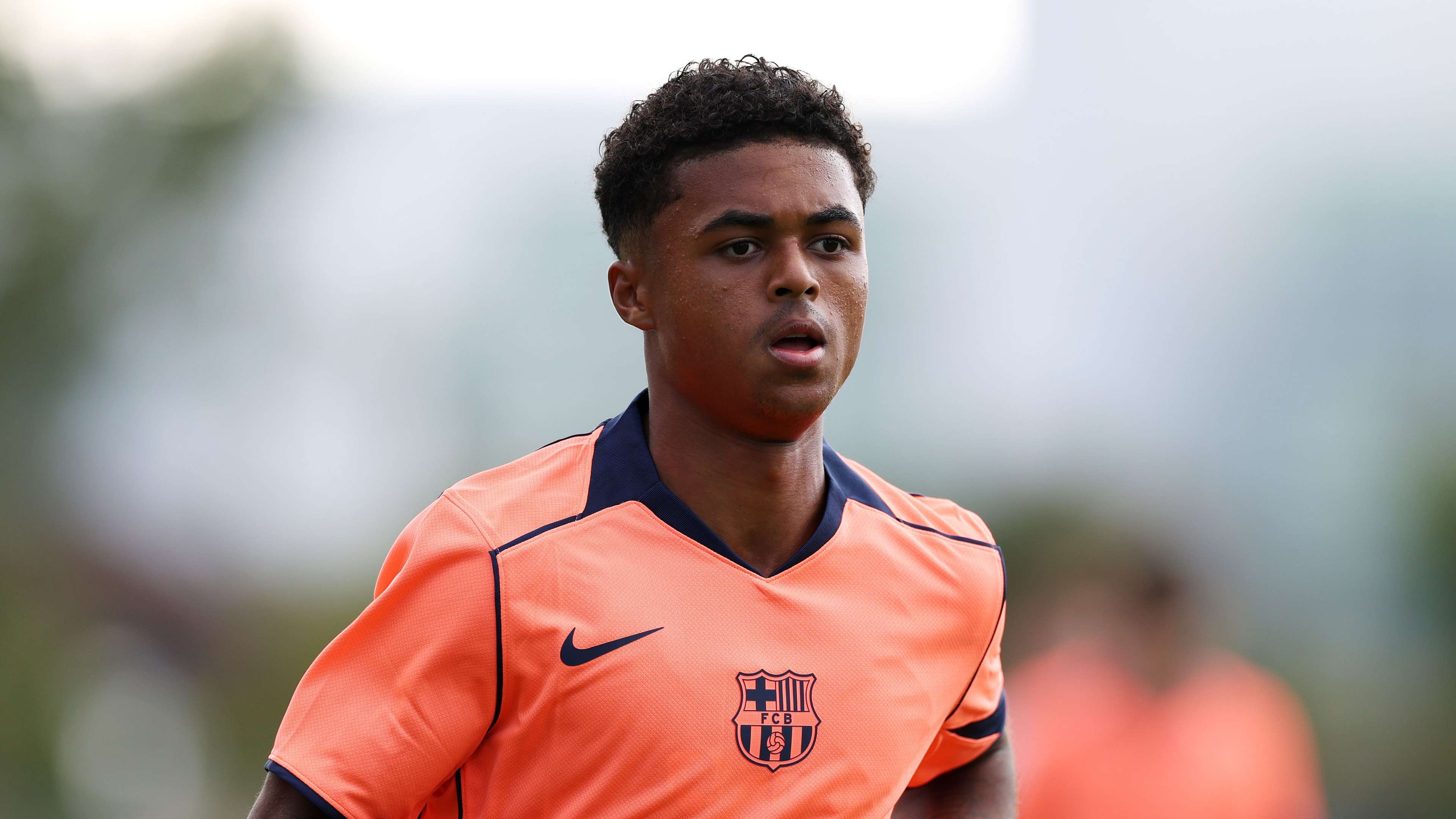 Big news about Kluivert’s future at Barcelona  