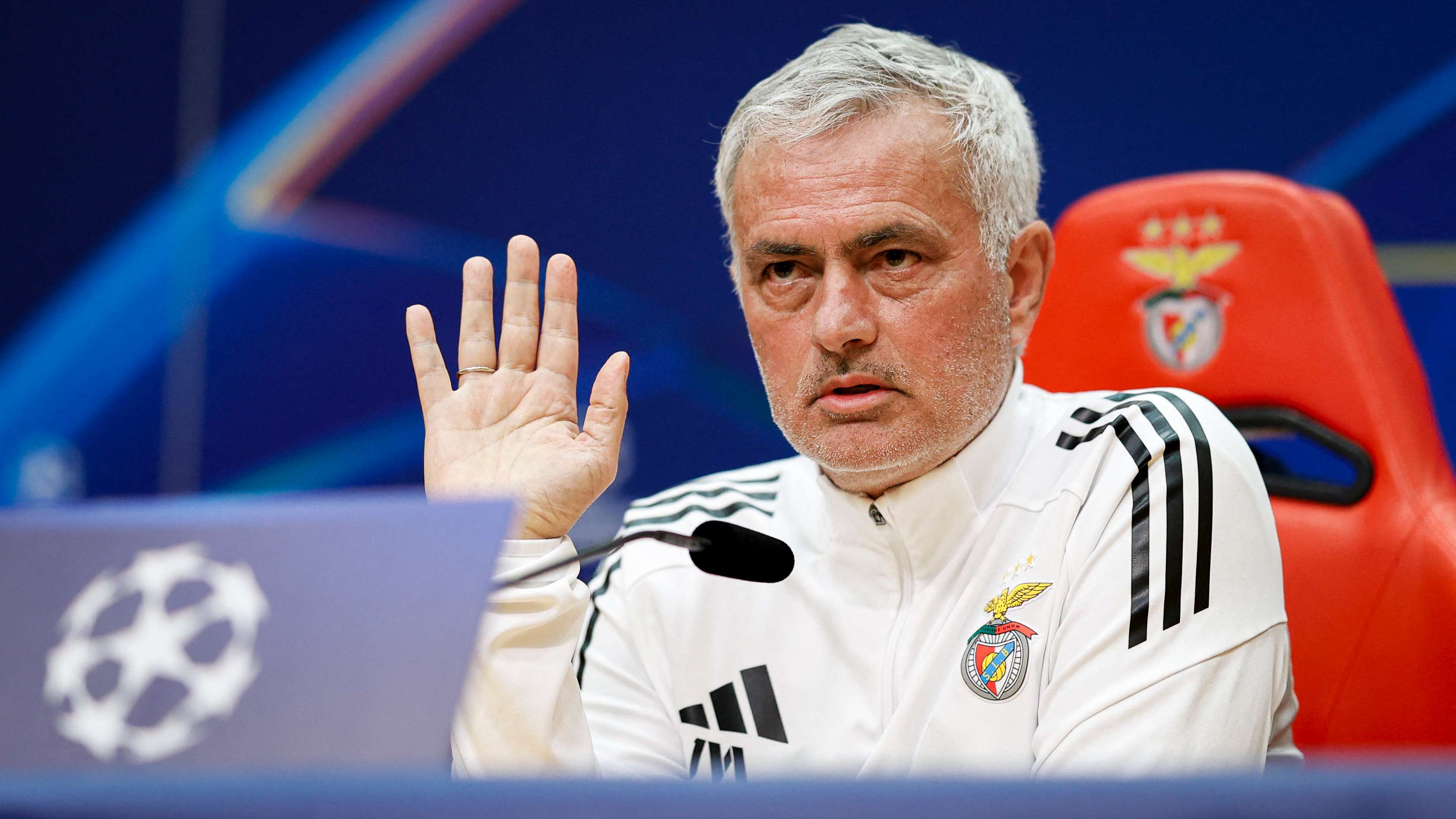 Guti warns Real off re-hiring 'not in prime phase' Mourinho  