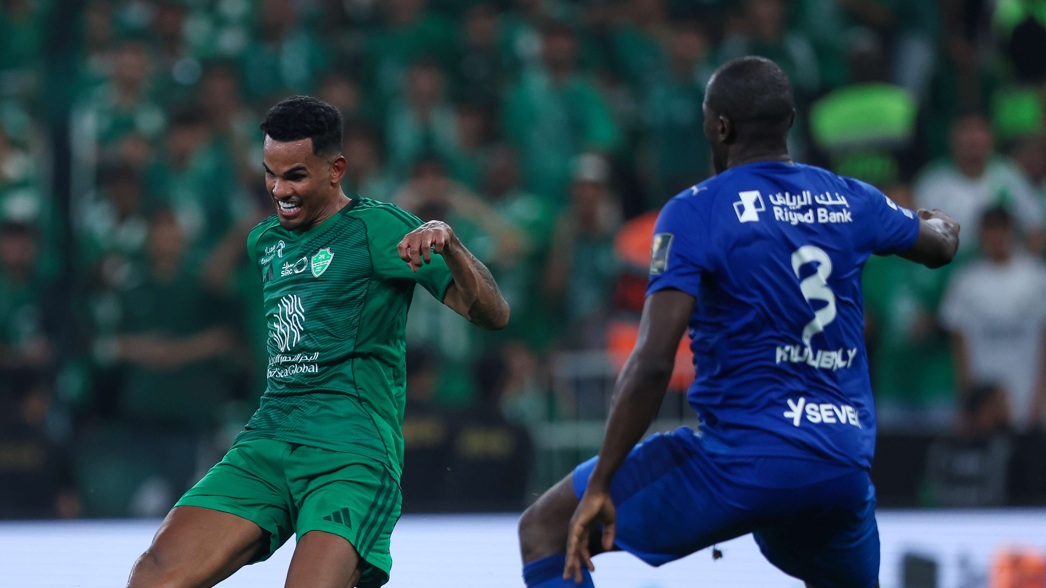 A relentless attack... Al-Ahli Jeddah sets an unprecedented record in the Roshen League  