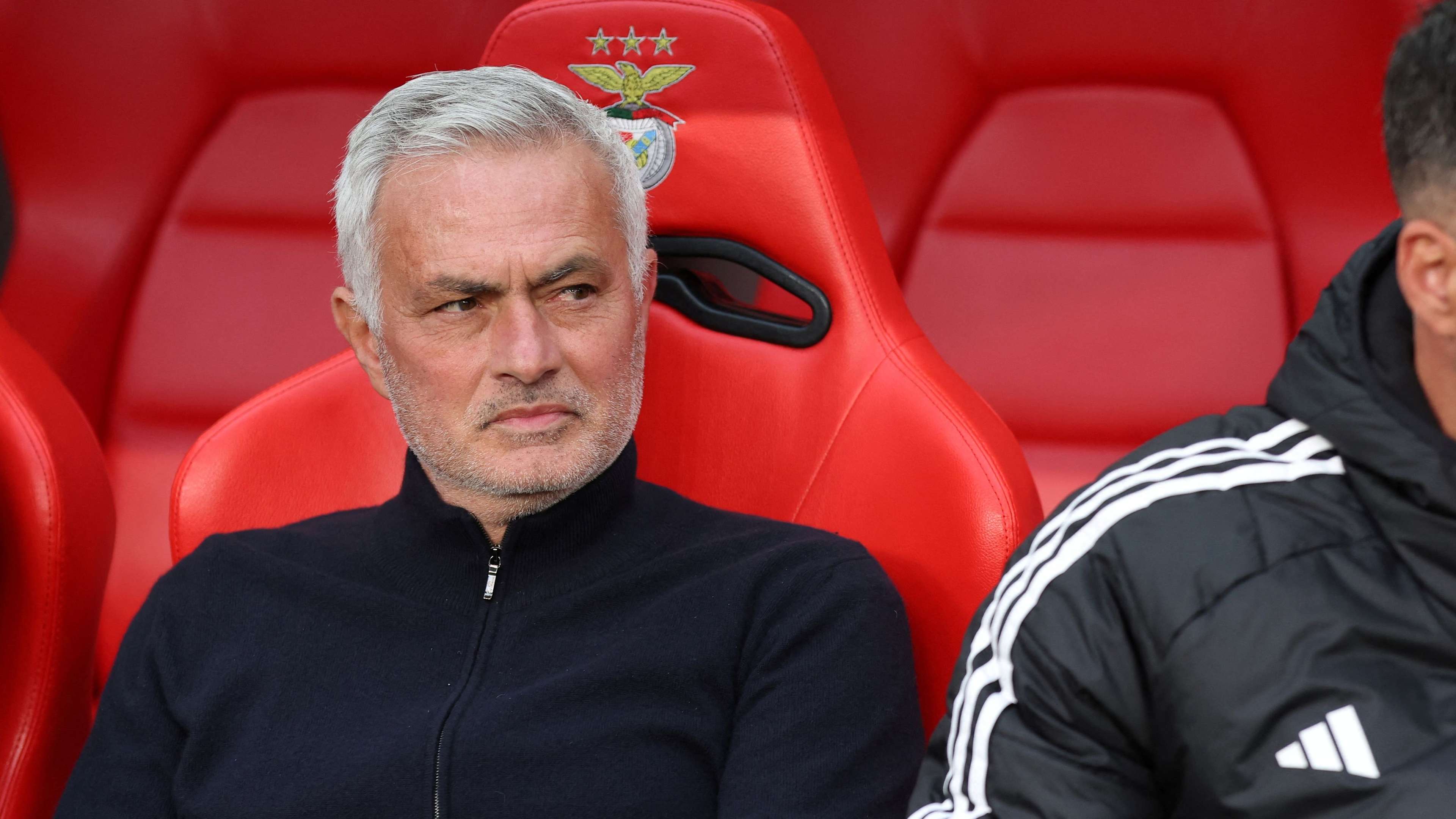 Mourinho casts doubt on Benfica future  