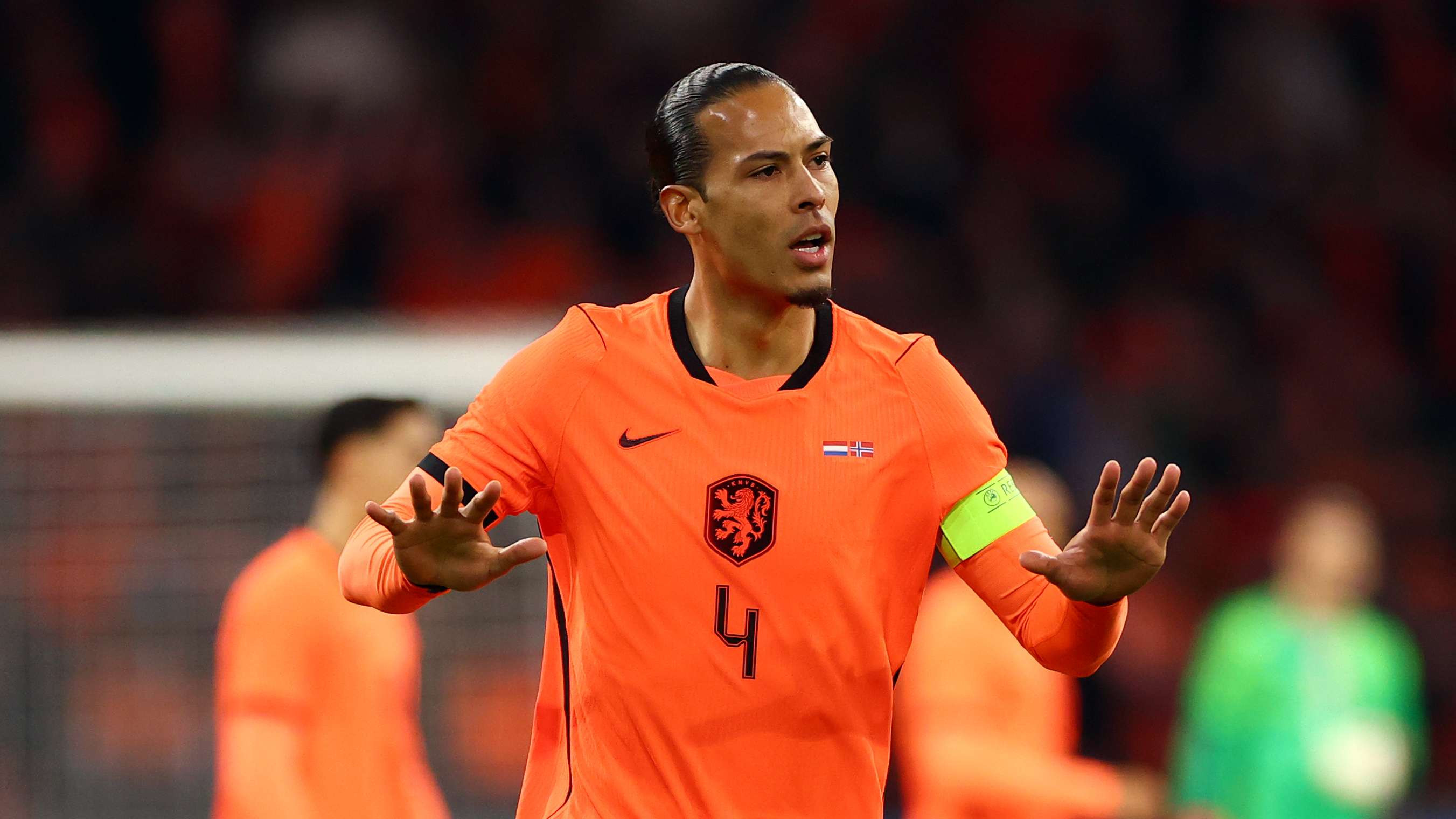 'Completely lost their minds' - Dutch support for Van Dijk  