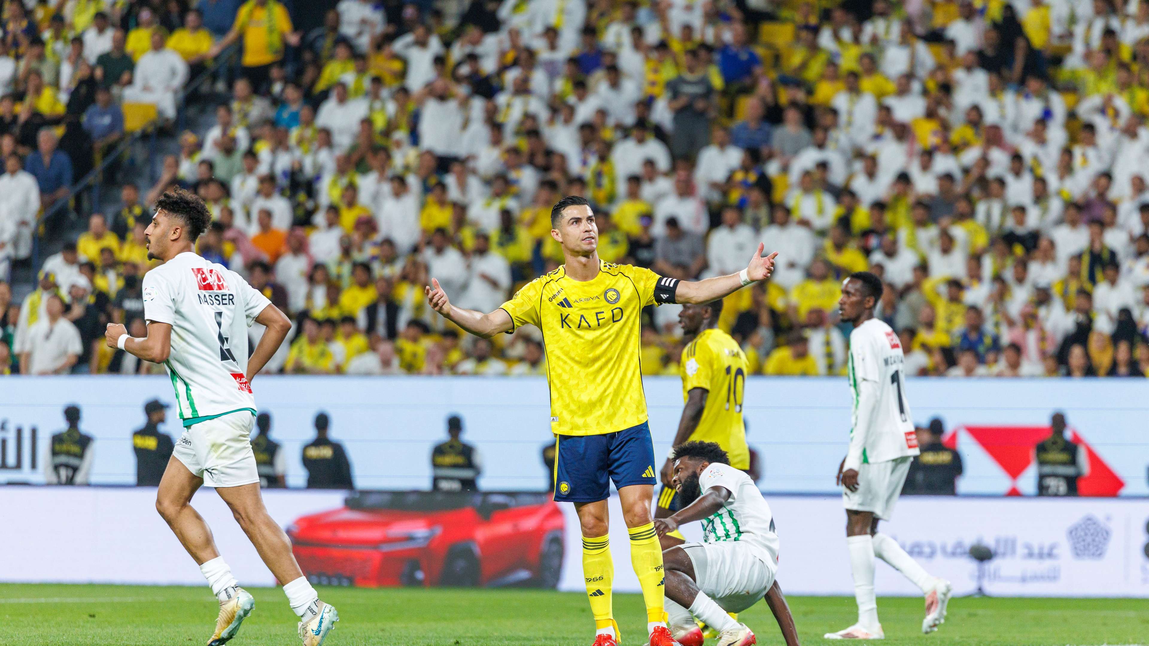Video: The tally continues... Ronaldo keeps chasing his dream and threatens Tony's throne  