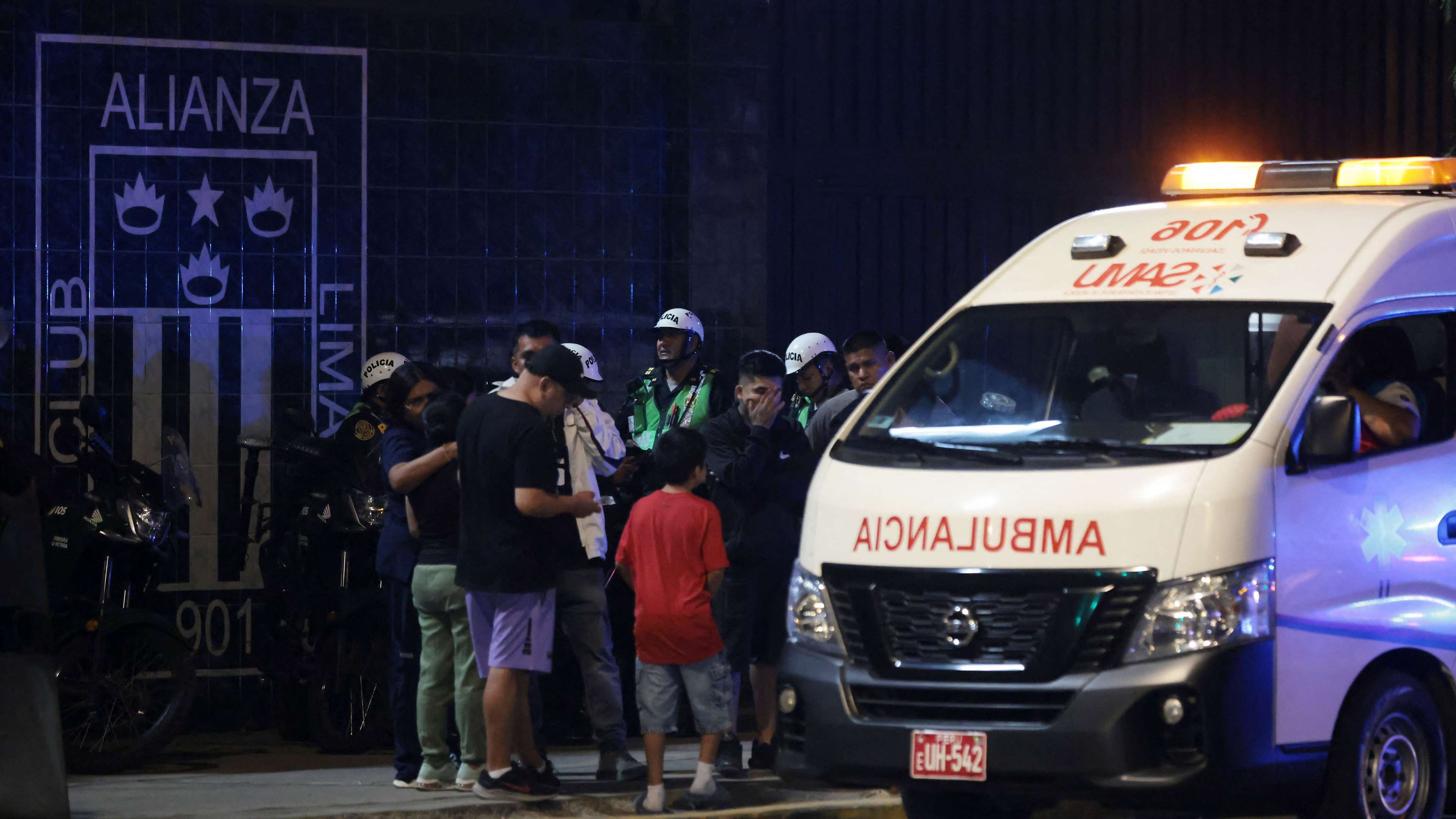 Video | Tragedy ahead of the derby... 47 injured and one fan dies  