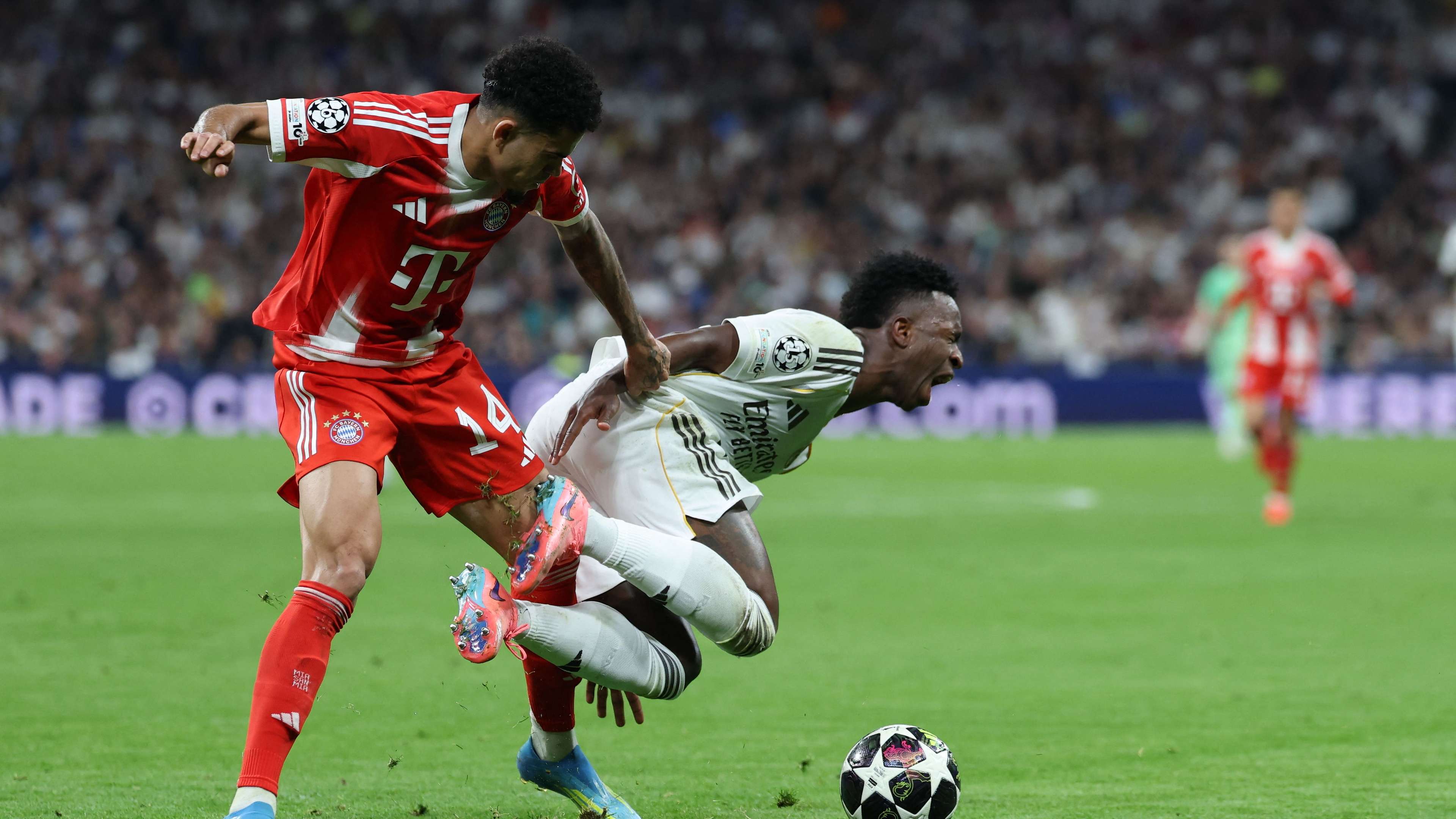 A former Real Madrid star has delivered a scathing assessment of Vinícius Jr., describing the Brazilian winger as “awful” and admitting that watching him play “makes me angry”. The  