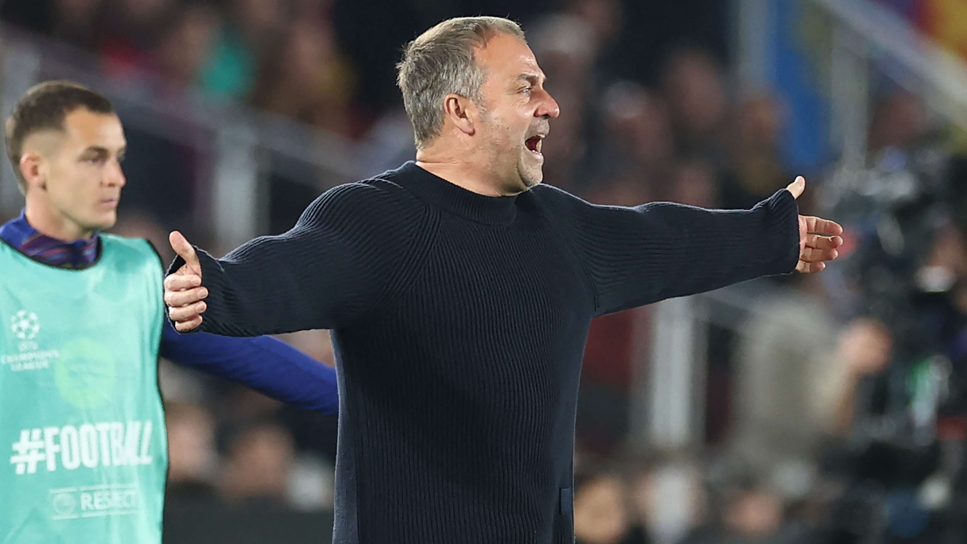 Barcelona player confirms Flick’s expectations… and Bernal is out of the reckoning  