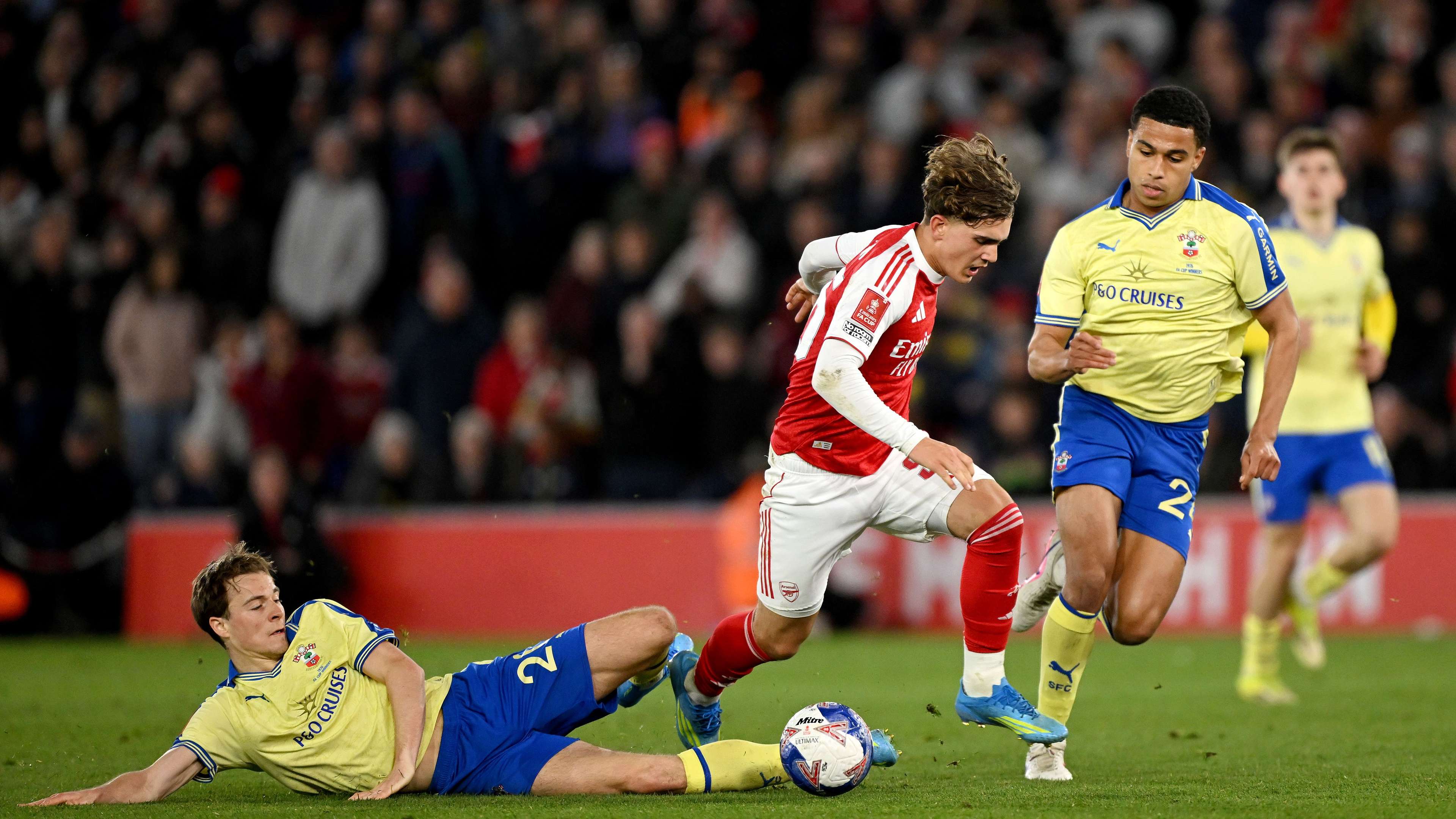 A massive upset in the FA Cup: Arsenal knocked out by a second-tier side  