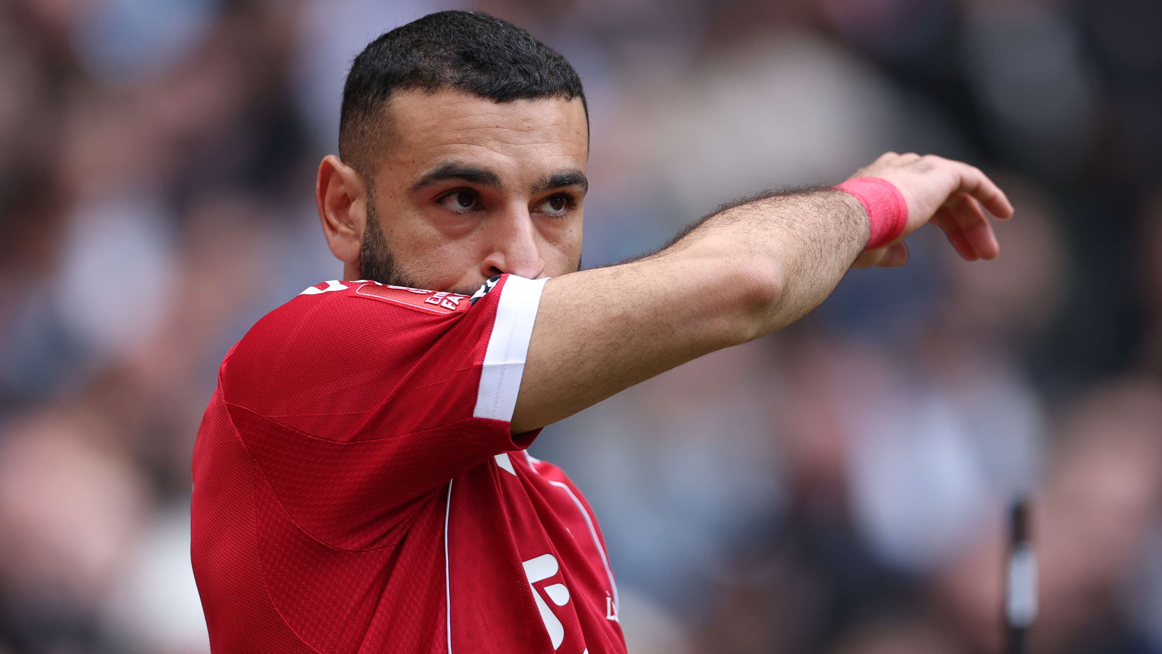 Mohamed Salah receives bad news shortly before kick-off in the Paris Saint-Germain v Liverpool match
The Egyptian forward was informed of the issue as the teams prepared to take th  