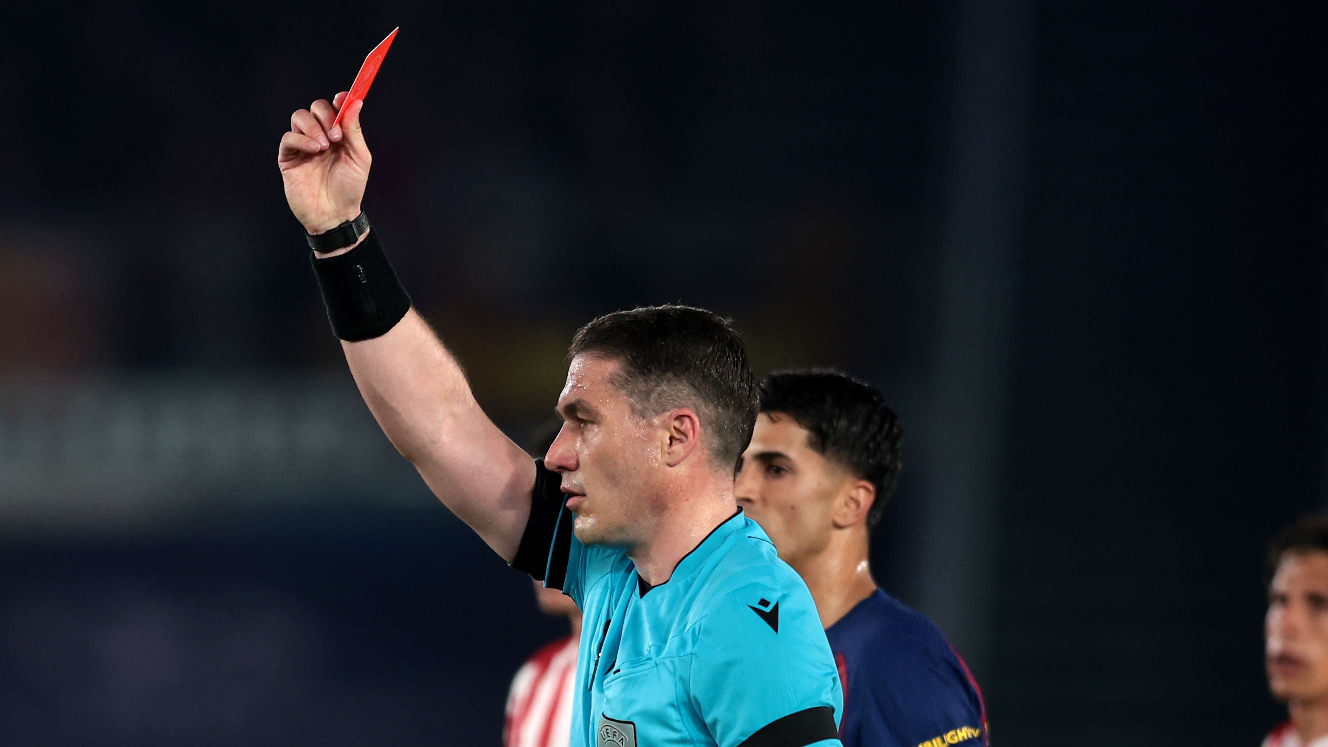 A hidden penalty has been imposed on the referee for the Barcelona vs. Atlético match  