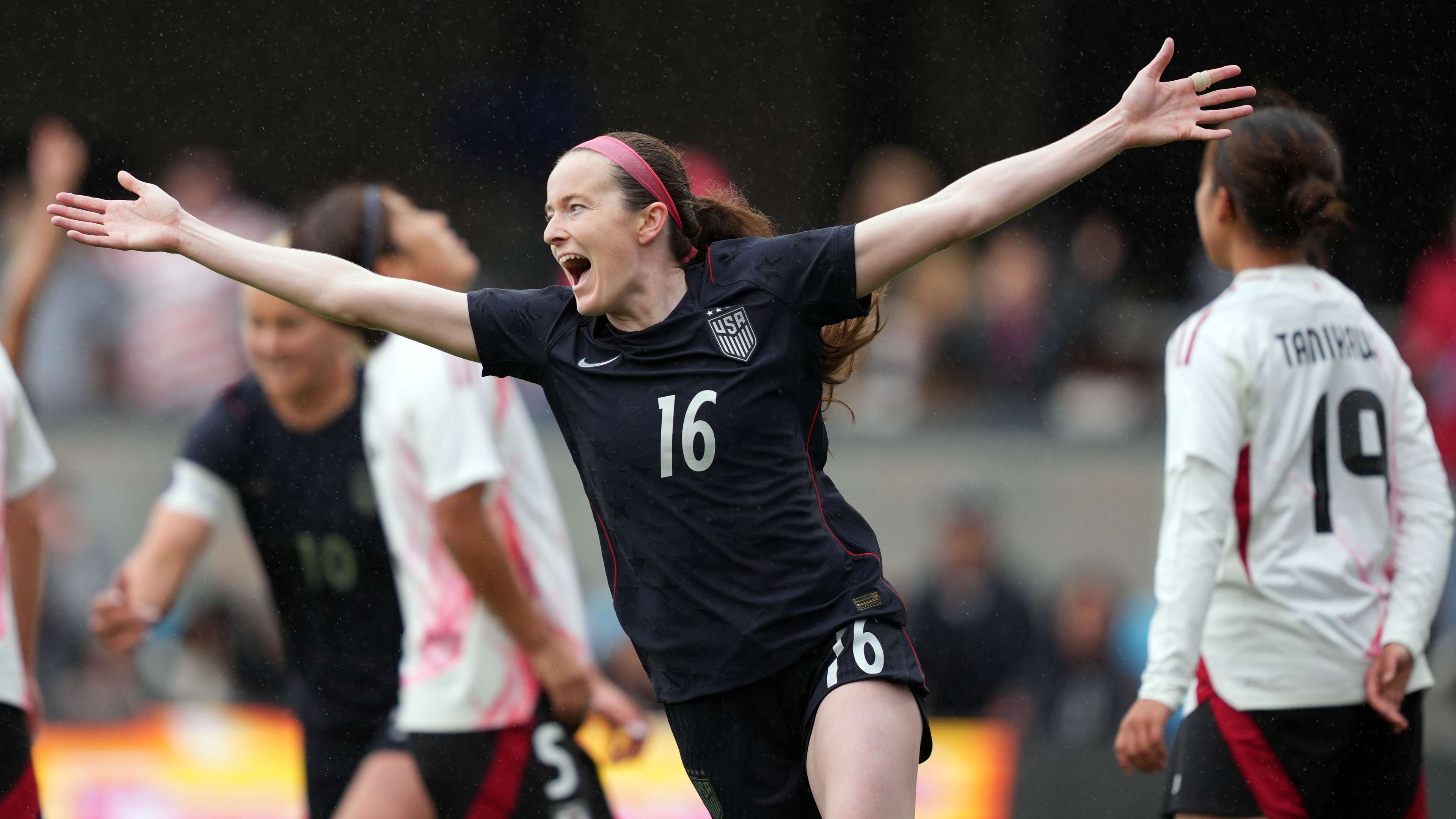 Lavelle steals the show as Wilson makes long-awaited return in win  
