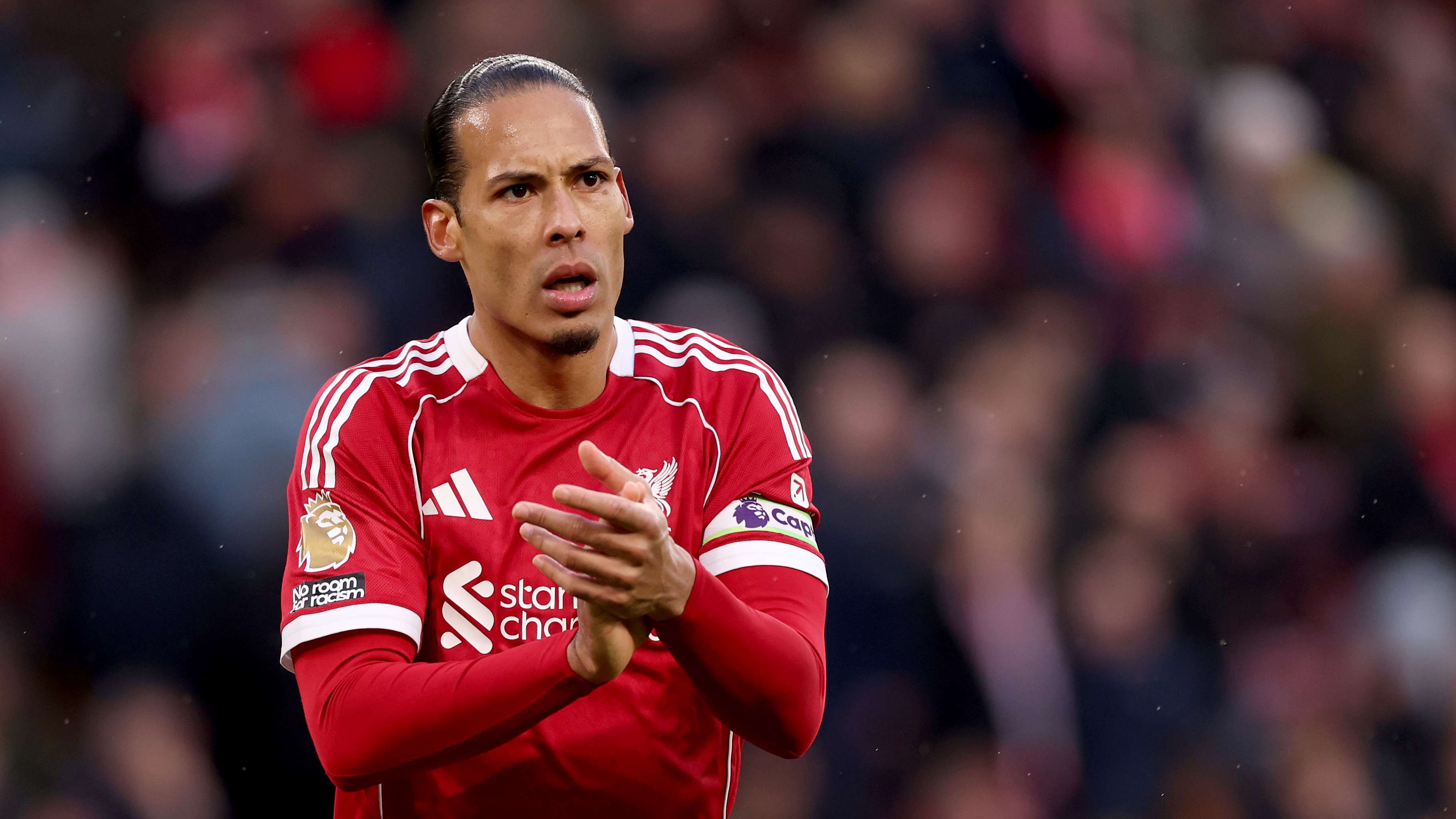 Van Dijk issues a warning to Liverpool's management over the ticket crisis  