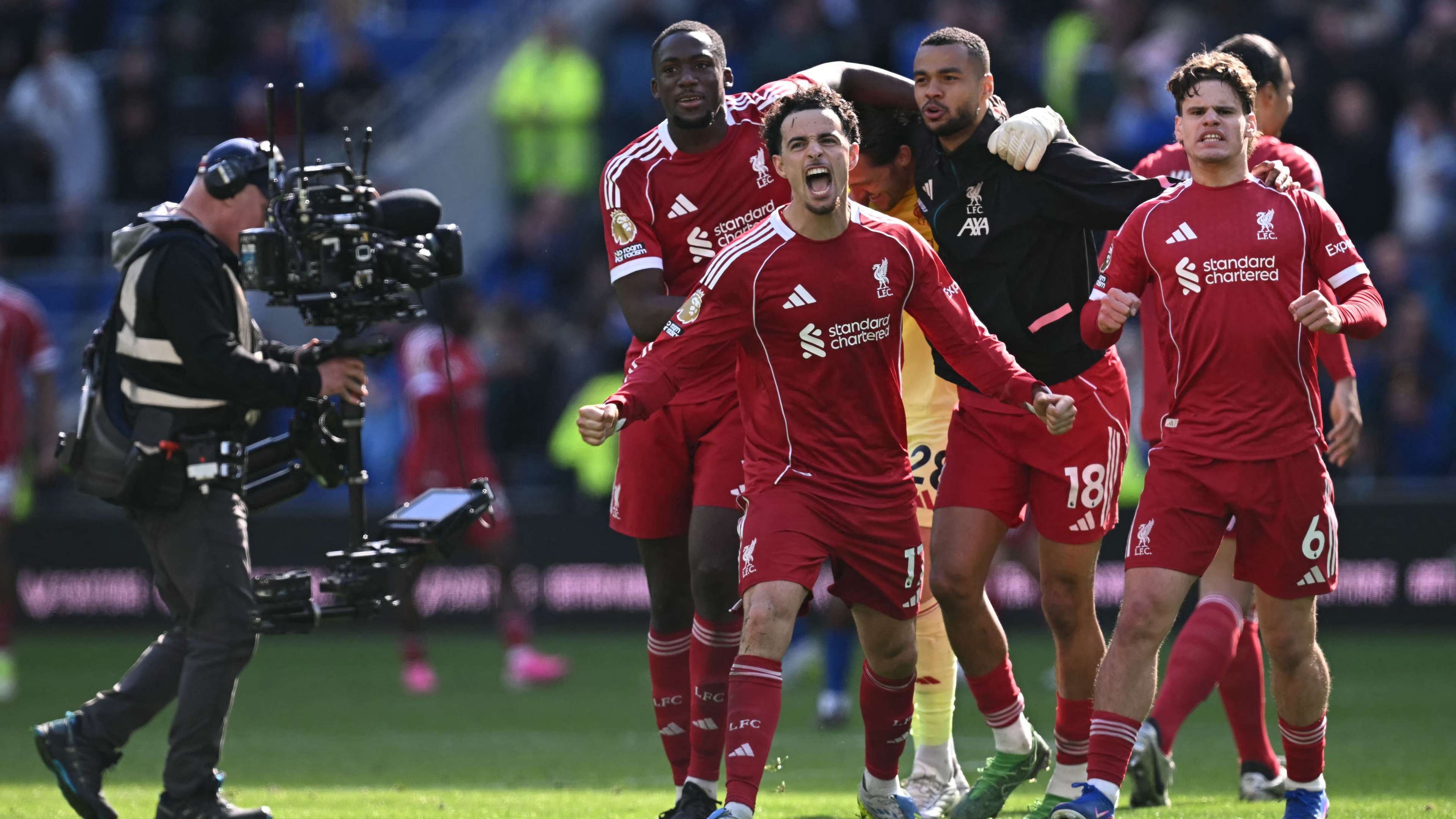 Jones rips Everton for suggestion they would've celebrated gap to Liverpool  