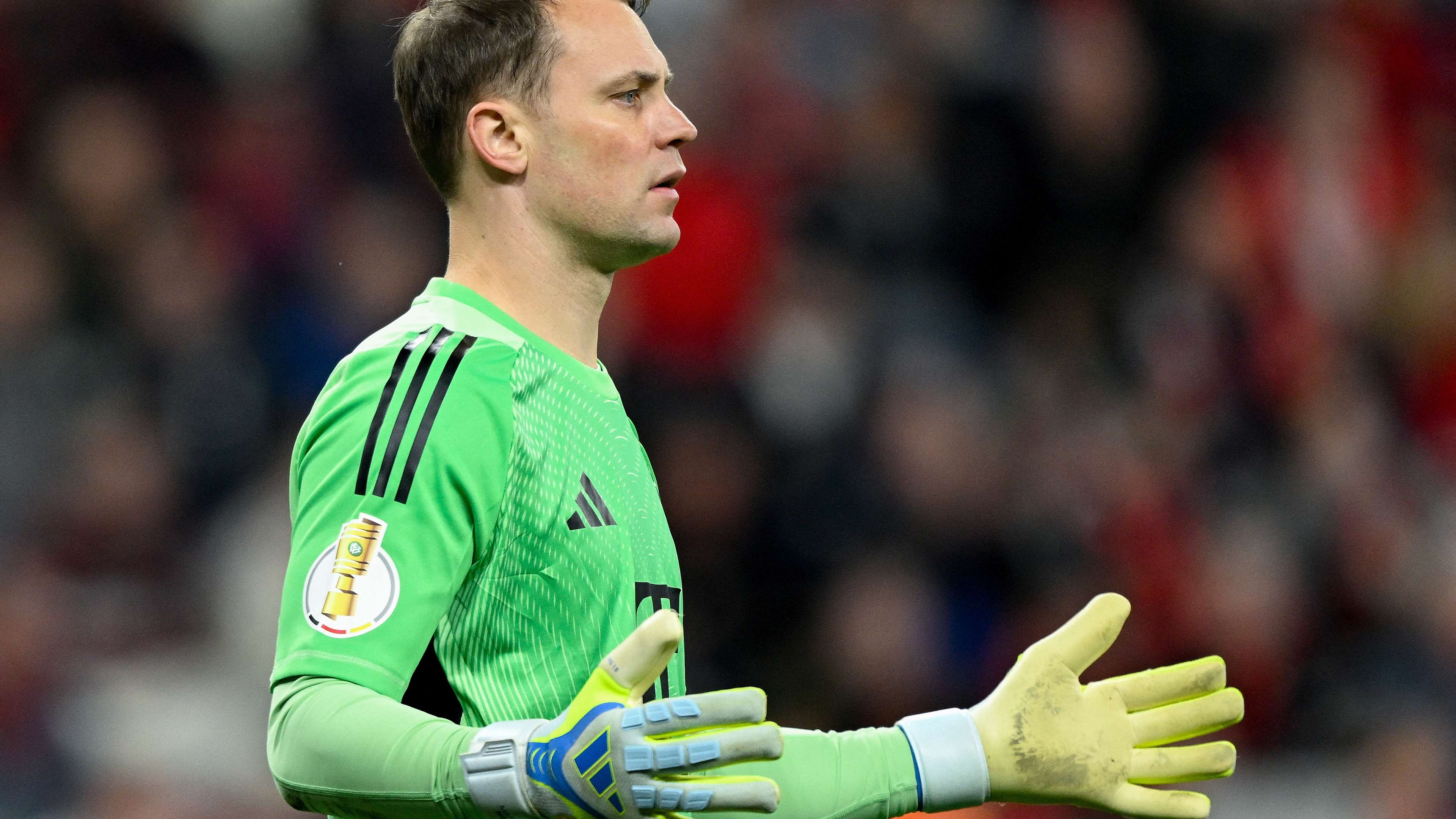 "I'm surprised," Bayern boss Freund said, dismissing the rumours about Neuer  