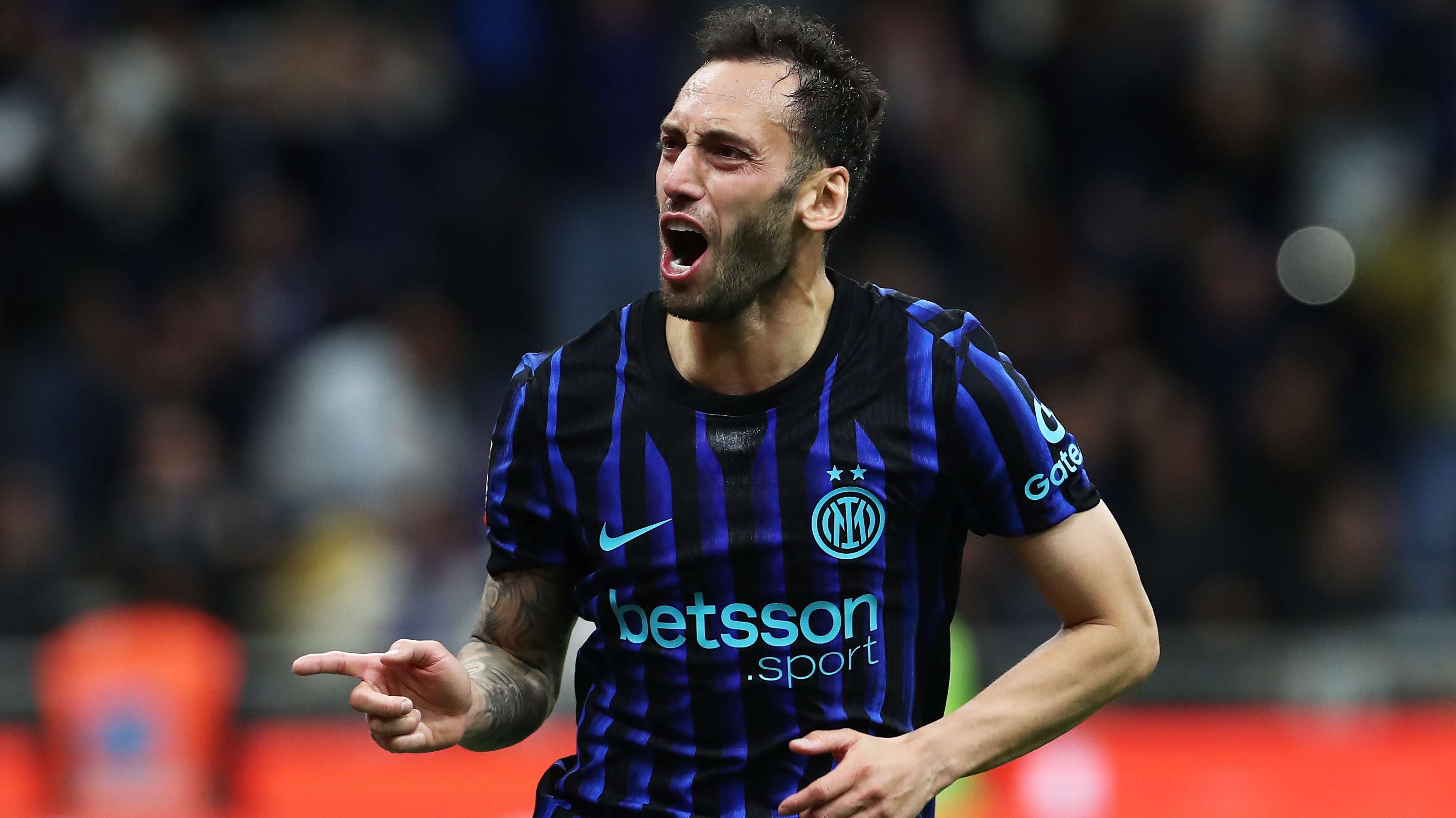 Calhanoglu steals the show! Inter reach the cup final with a comeback  