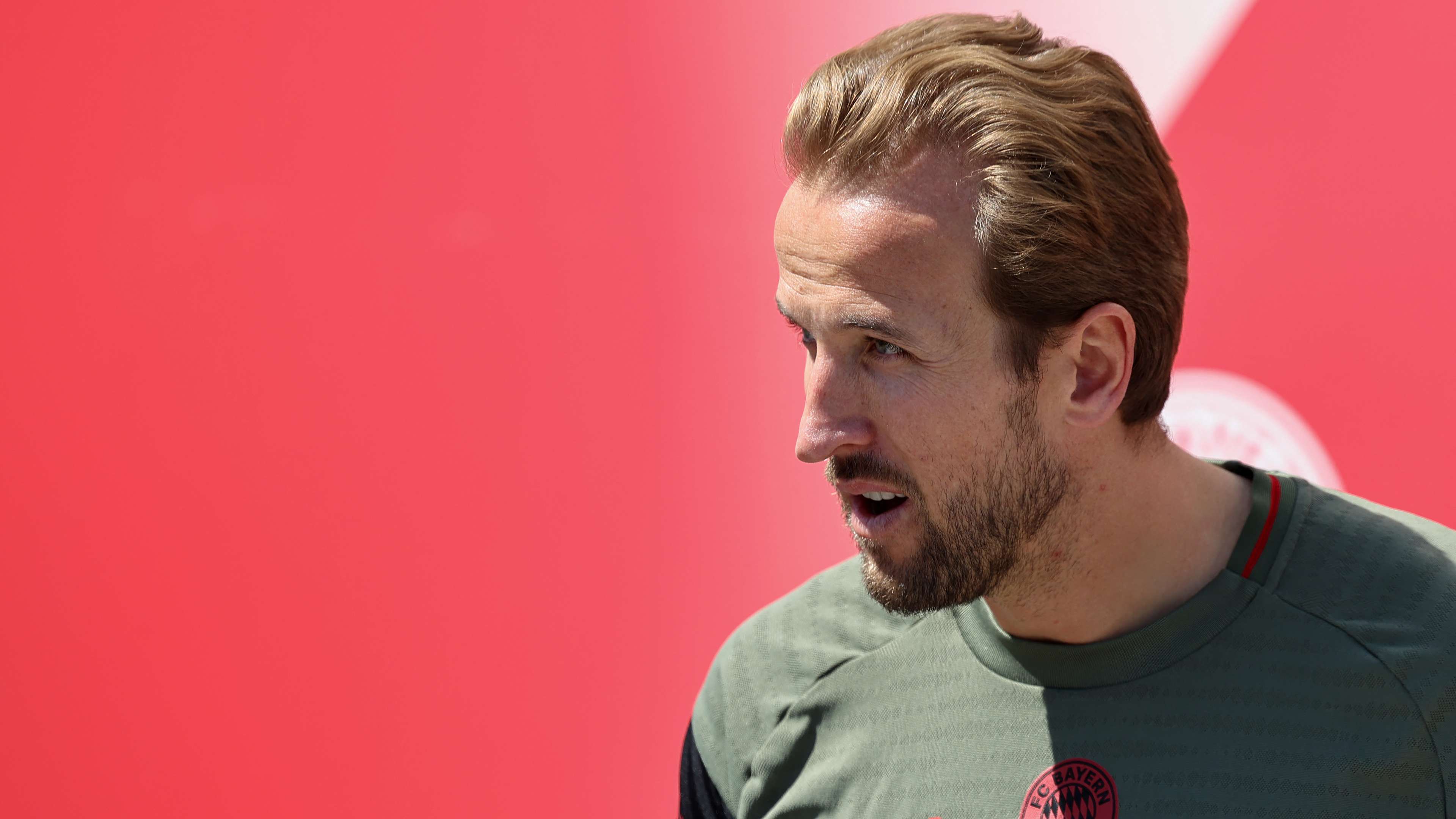 Bayern accelerate Kane contract talks ahead of World Cup  