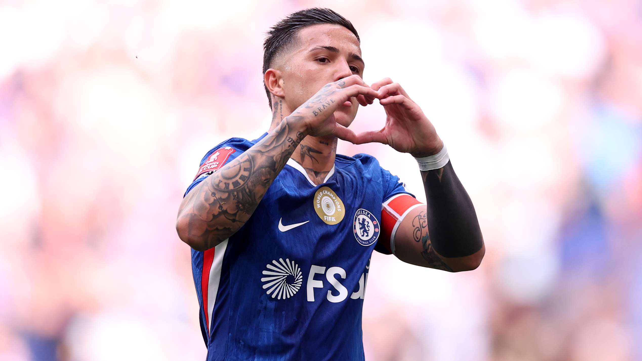 Chelsea icon hails 'outstanding' Enzo after FA Cup win over Leeds  