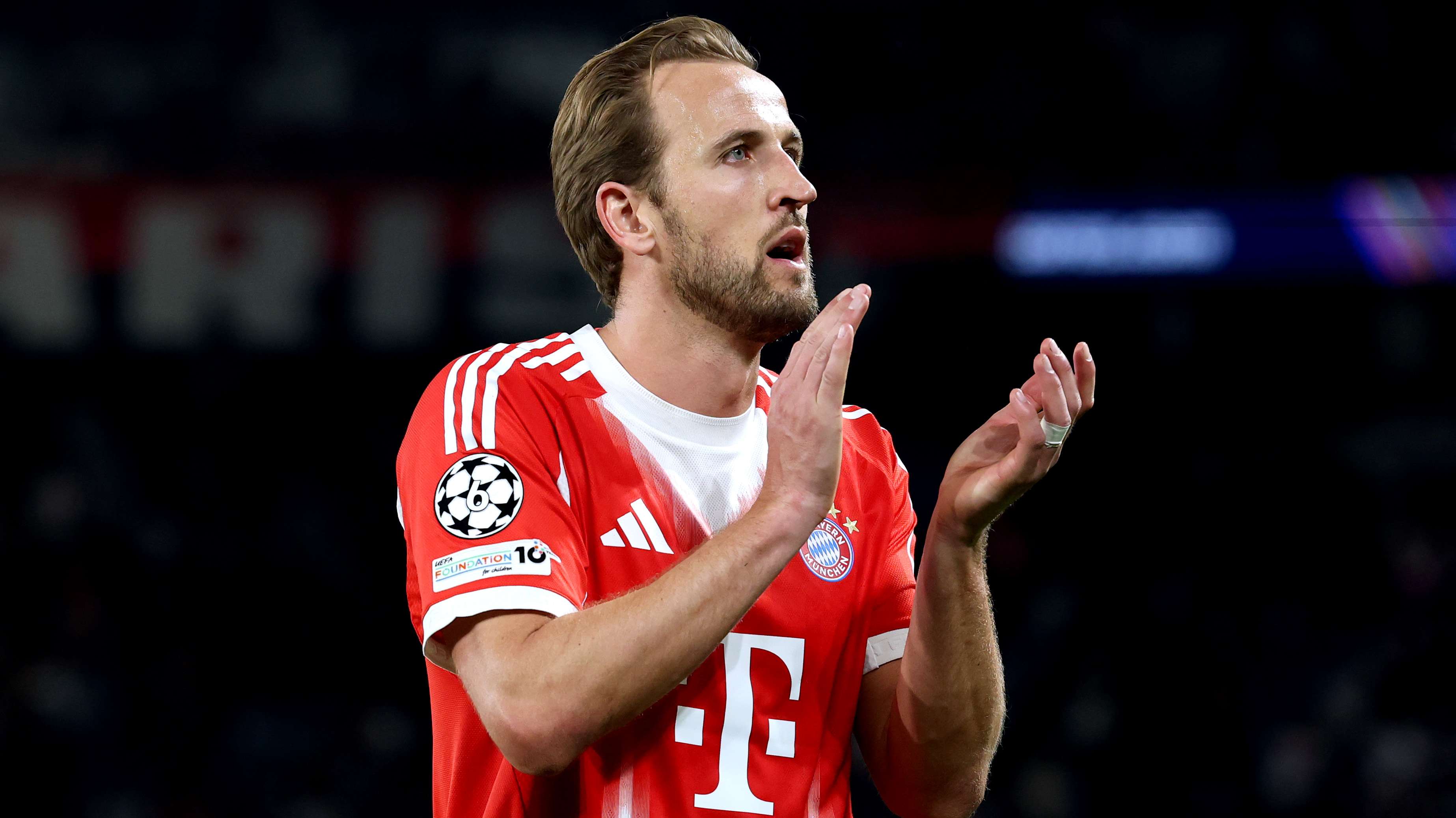 Kane blasted by Rooney for hailing 'amazing defending' in PSG-Bayern thriller  