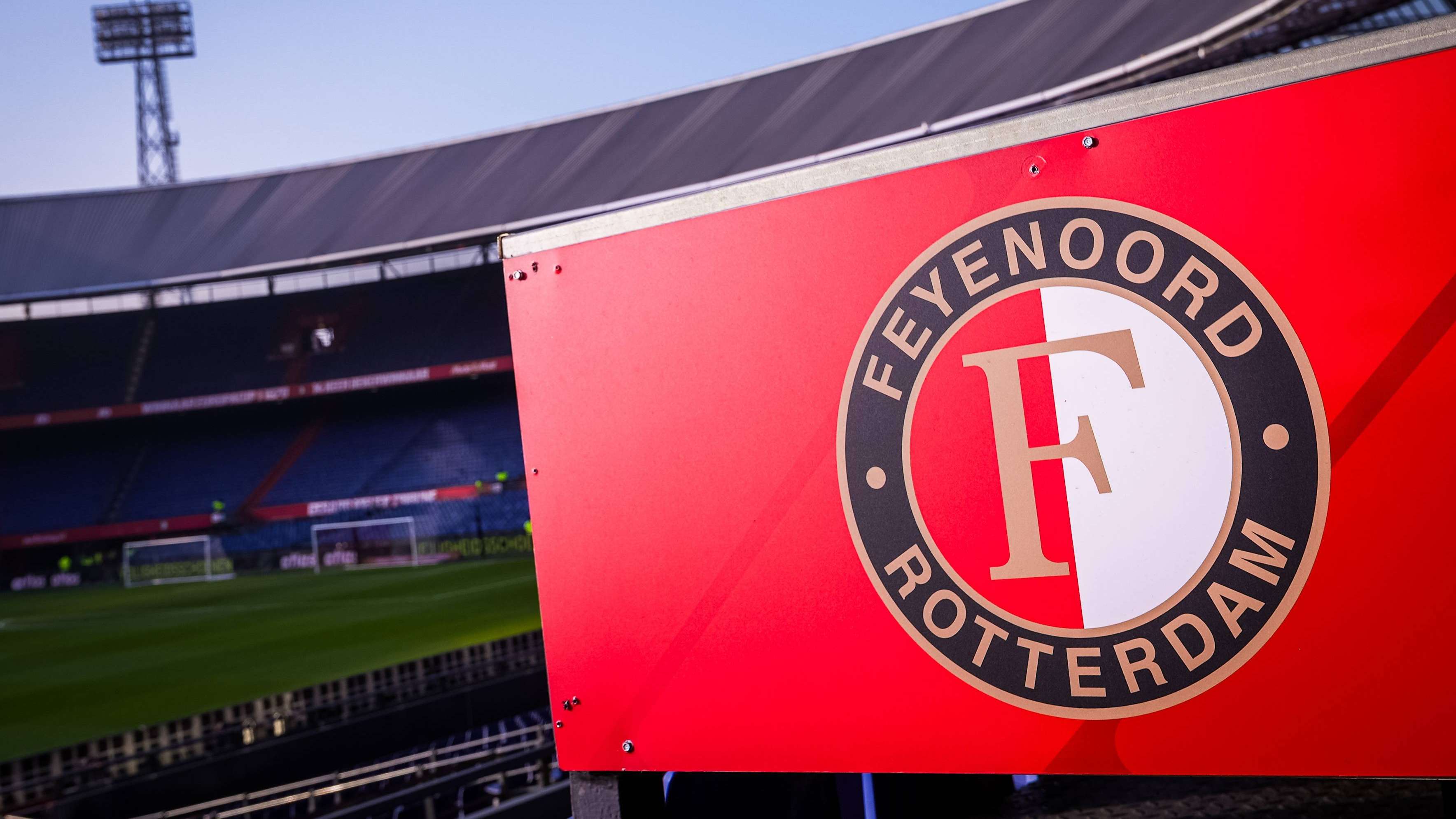 Feyenoord has added another familiar face to its coaching staff, following the arrival of Dick Advocaat  