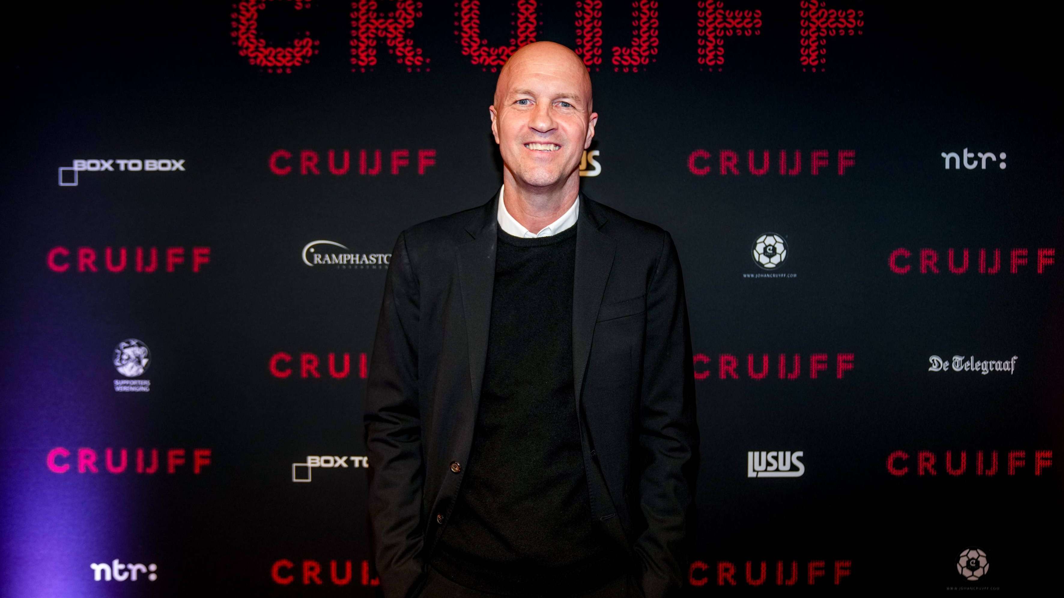 Verweij predicts: 'You can bet your bottom dollar that Ajax will sign two or three players from FC Barcelona'  