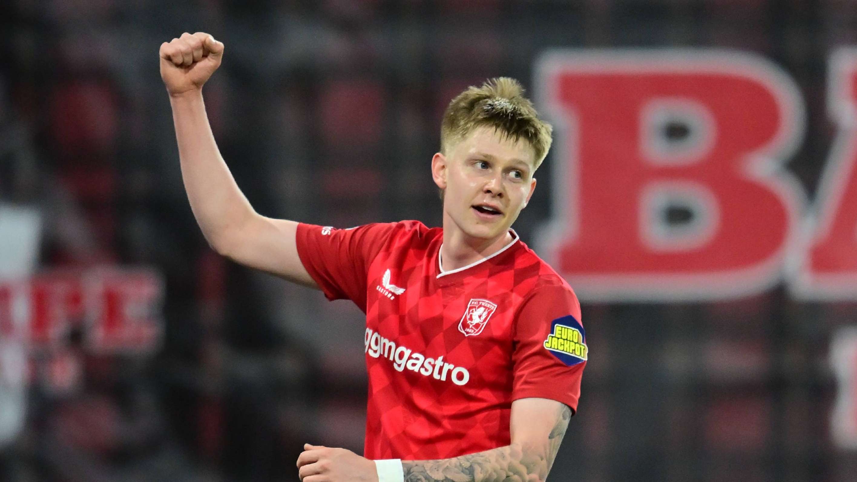 FC Twente have secured another victory and are now breathing down the necks of Feyenoord and NEC.  