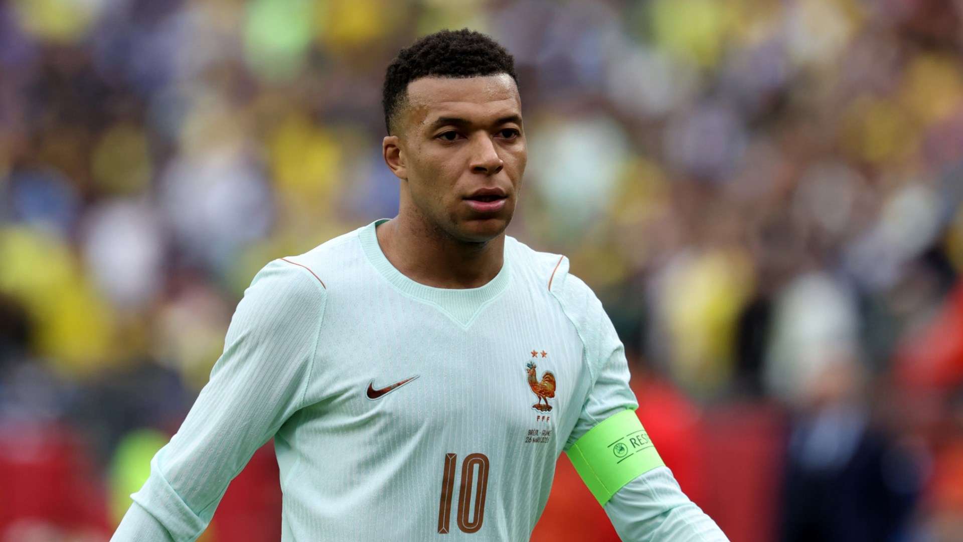 'Too selfish!' - France legend claims Mbappe is 'not a leader'  