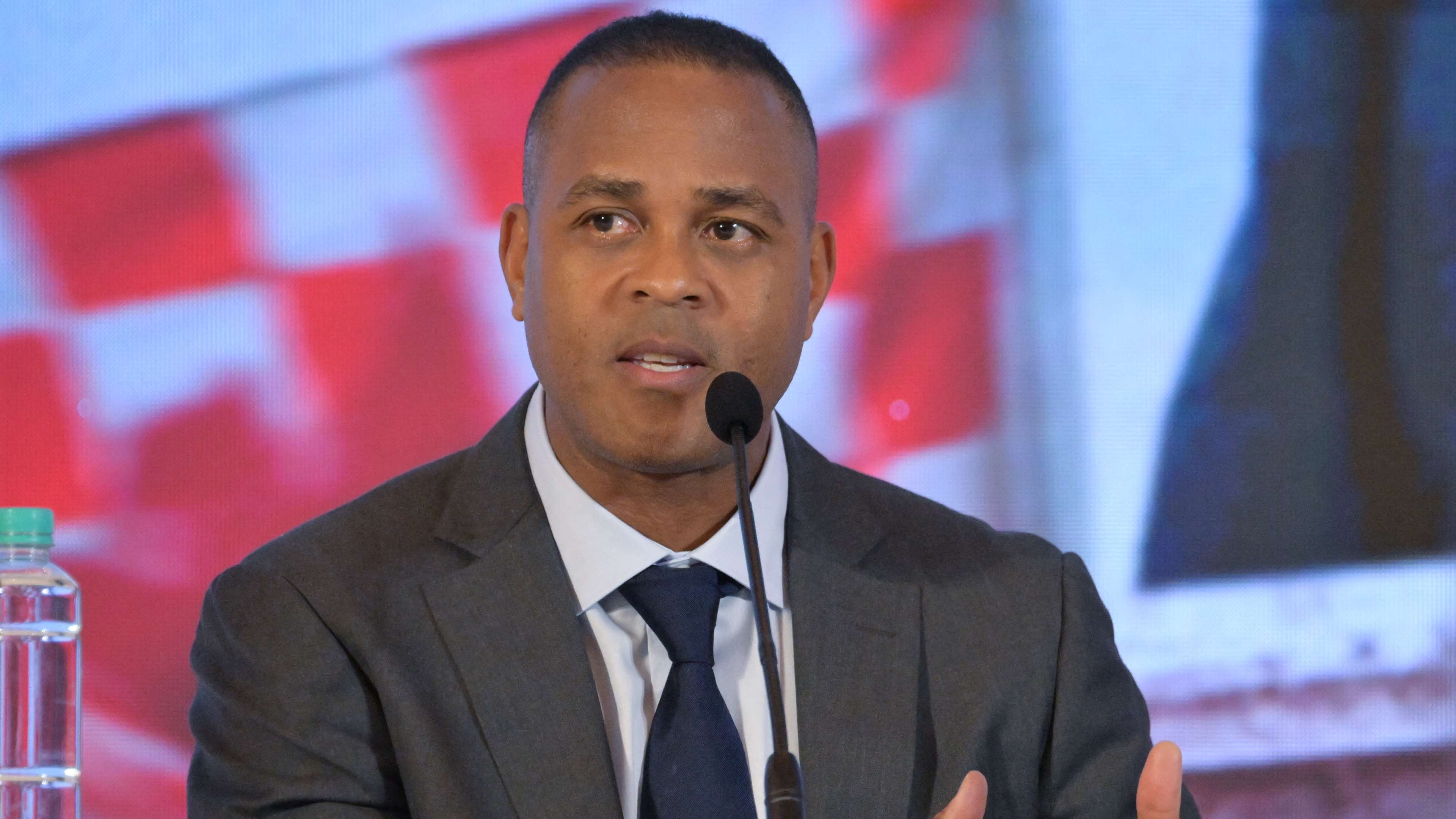 Kluivert tells Koora: "The Netherlands will reach the World Cup quarter-finals," and he believes this side is the strongest contender for the title  