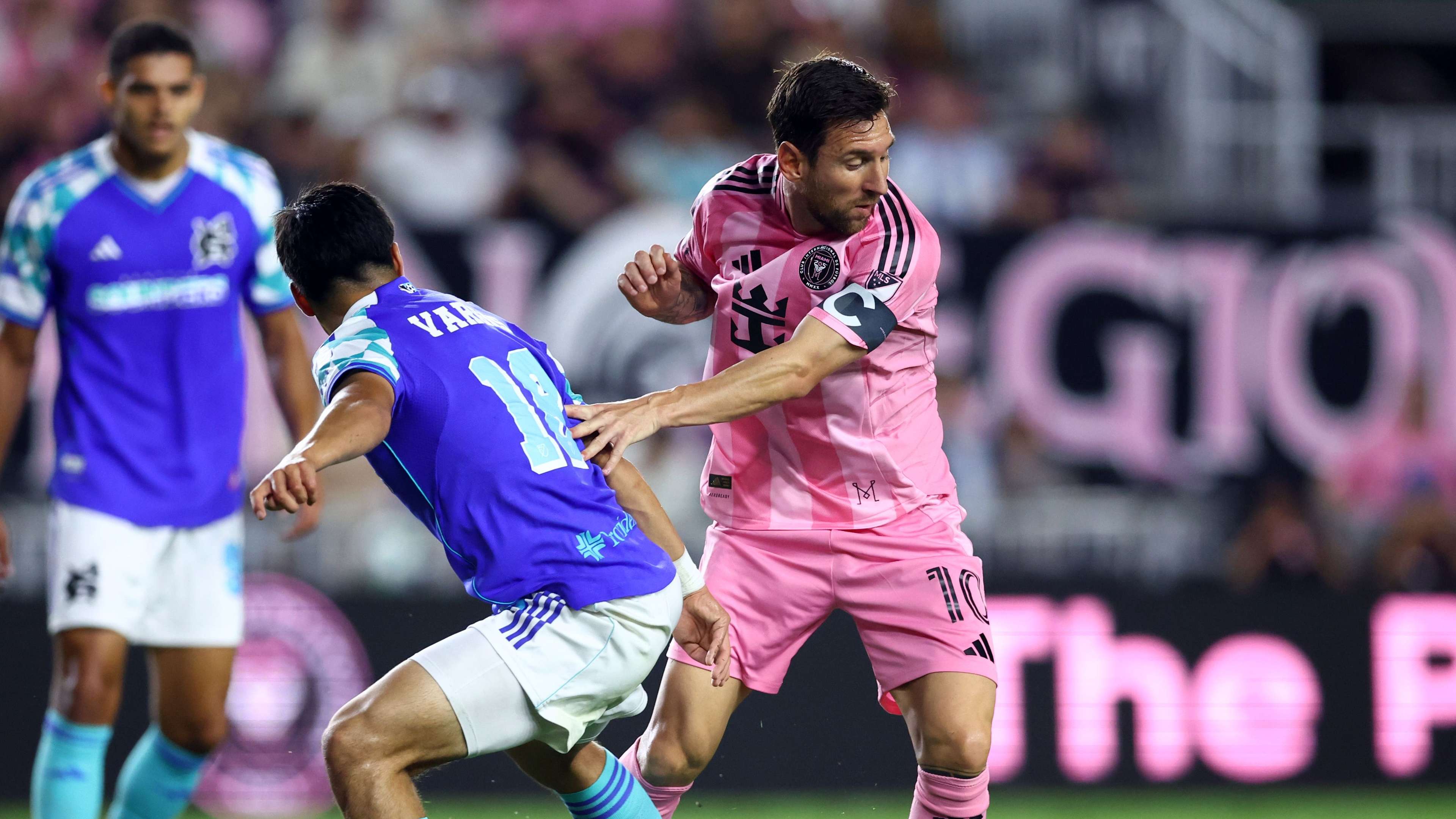Messi rival explains why he laughed in face of Argentine GOAT  