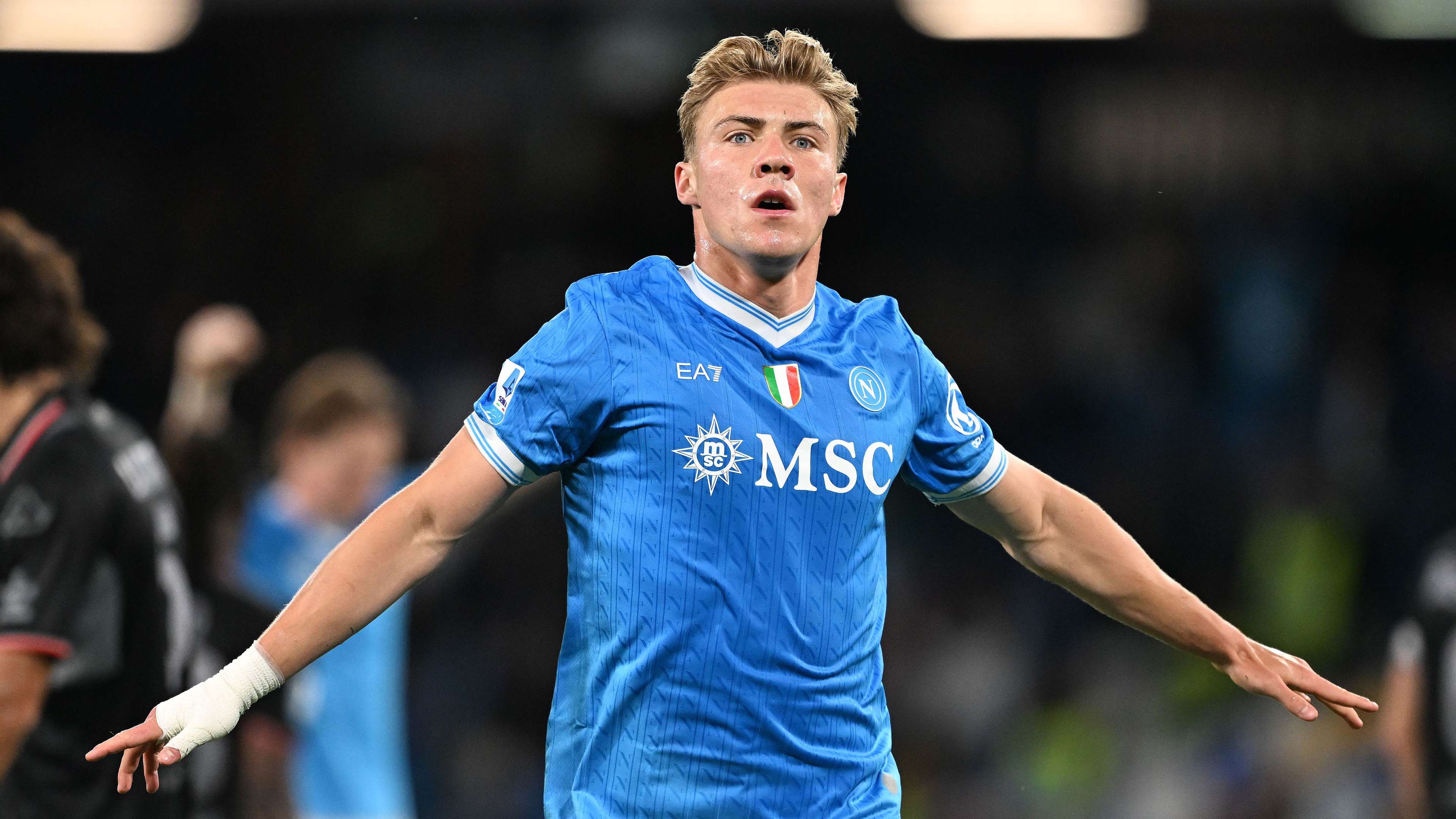 Hojlund confirms permanent Napoli move with 'emotional' message to Man Utd fans  