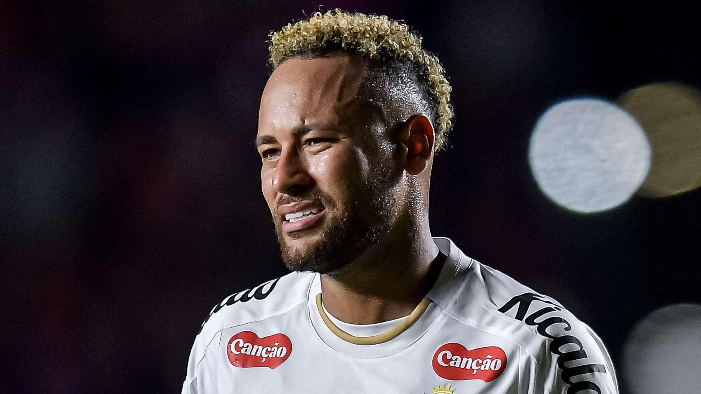 Neymar fuels transfer speculation after meeting with surprise club's president  