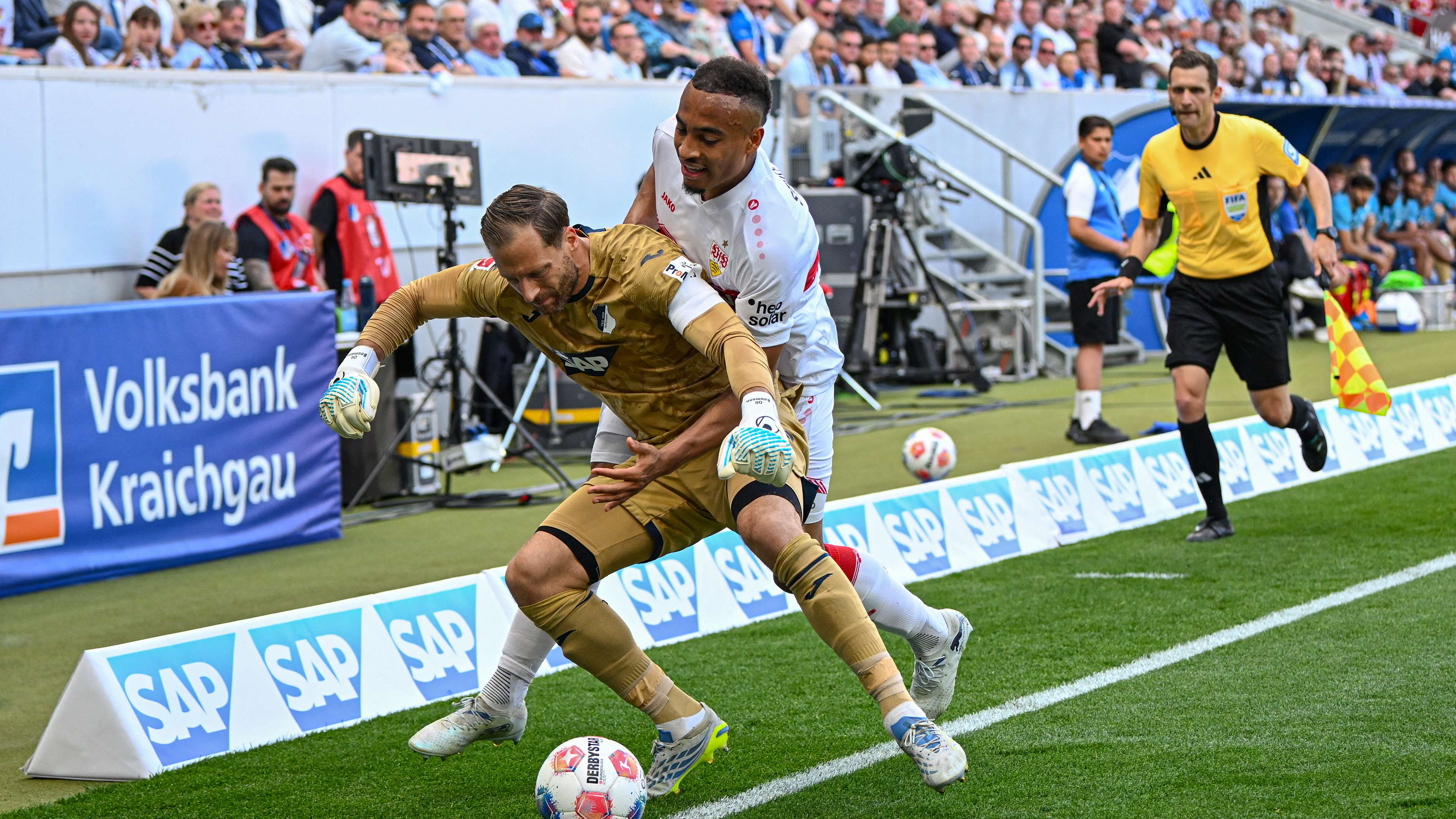 Baumann makes three costly errors, leaving Nübel "in a very good position for the World Cup"  