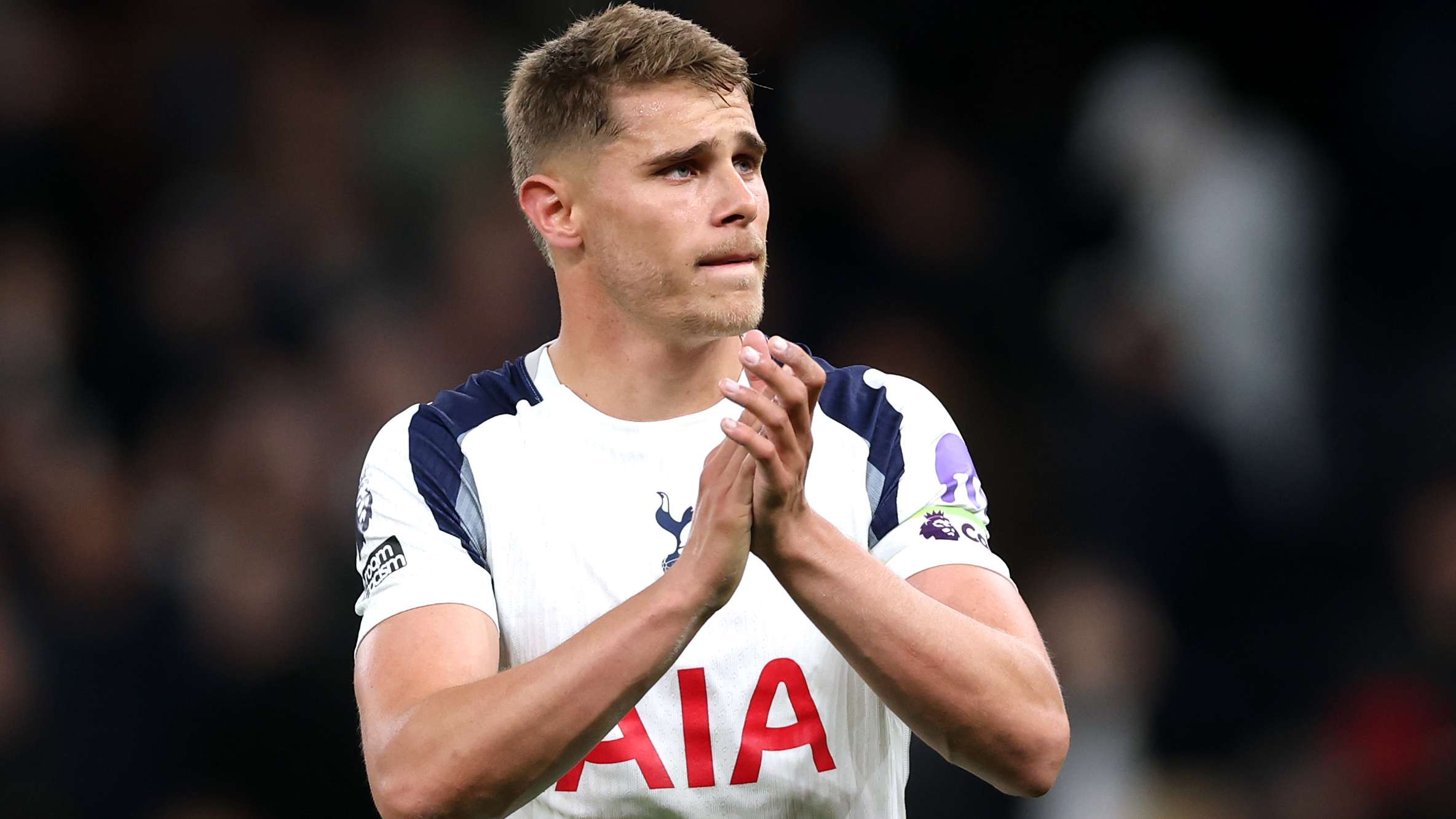 'Unacceptable!' - Van de Ven vents fury over Spurs' 'embarrassing' season  