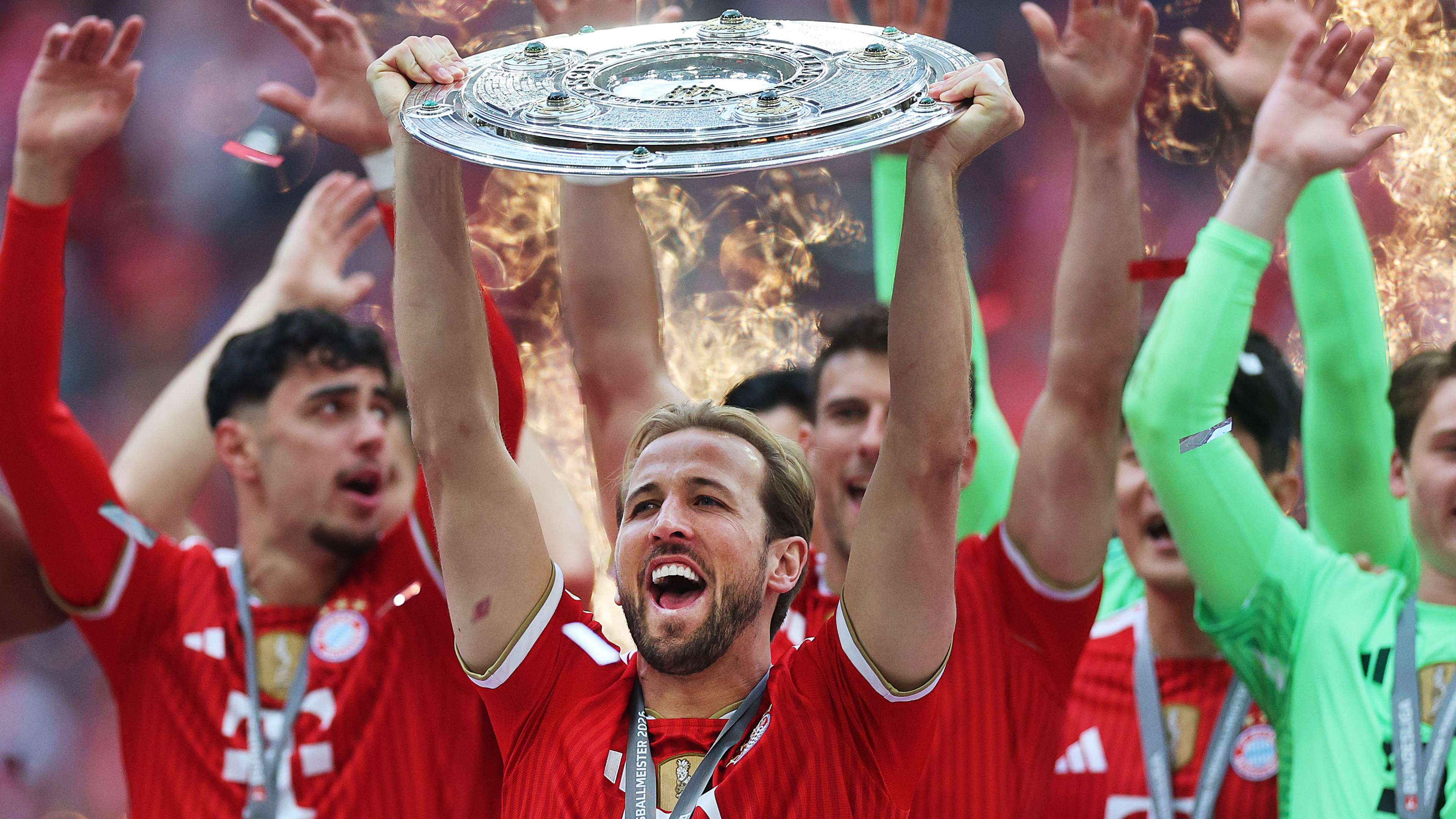 Kane nets three as five-star Bayern finish season in style  