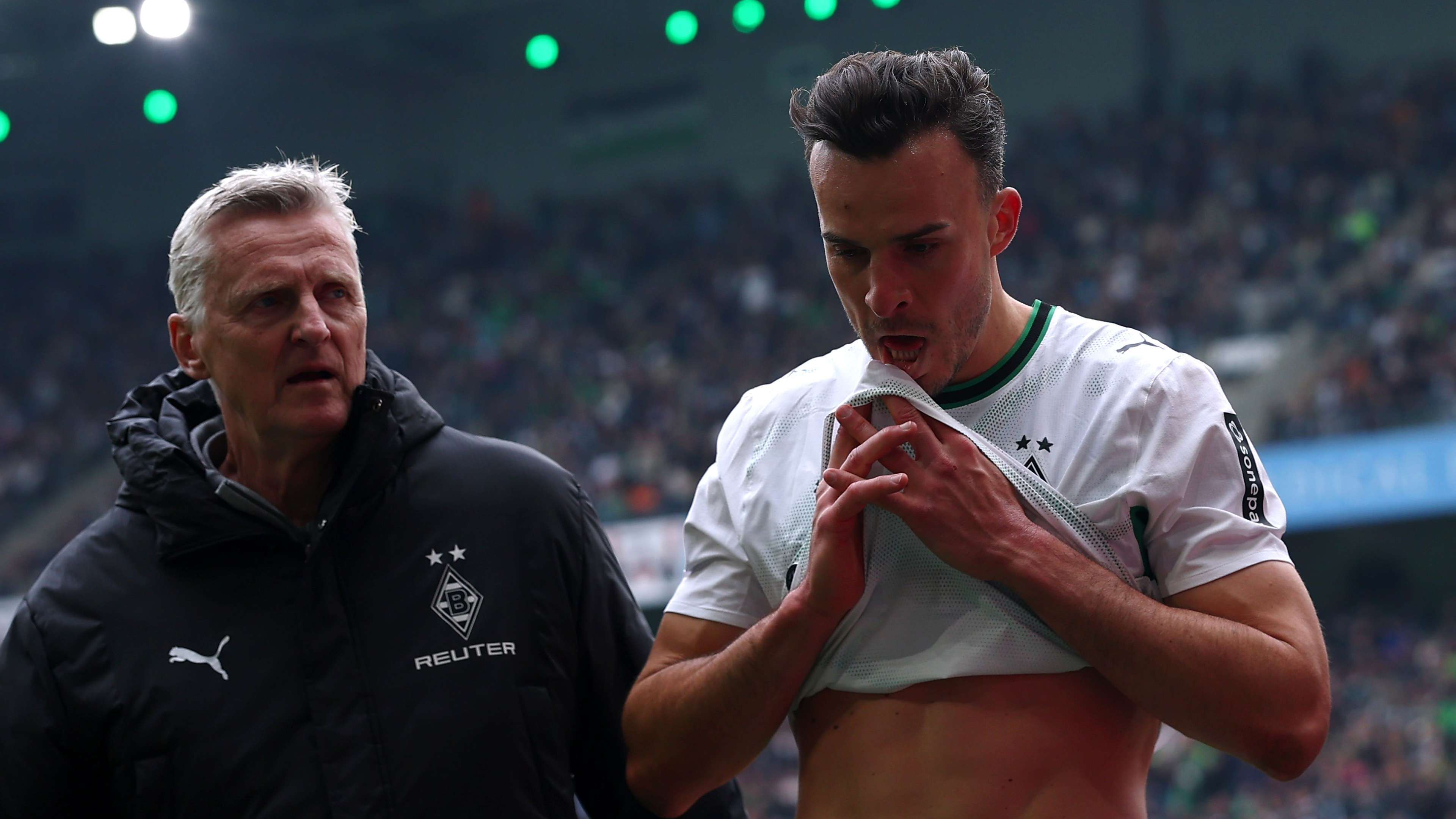 World Cup shock: Bundesliga star suffers serious injury  