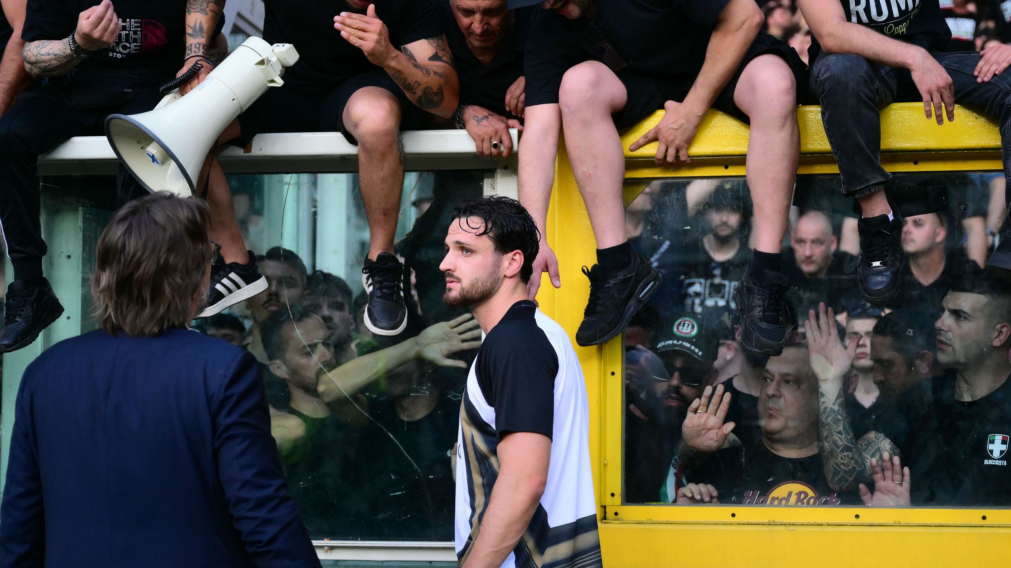 Cancellation and pitch invasions loomed! Chaos at Juve's Champions League showdown  